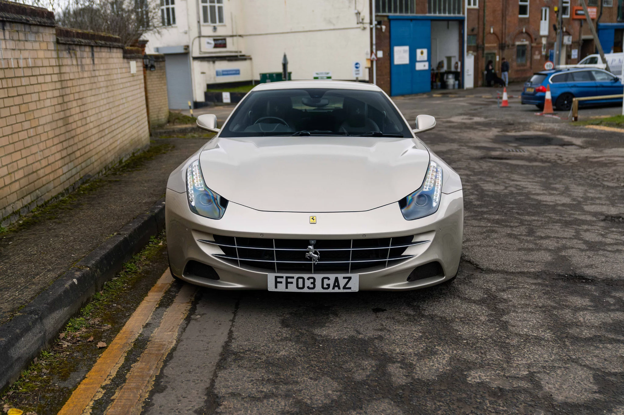 Nuovo Grigio Ingrid Ferrari FF