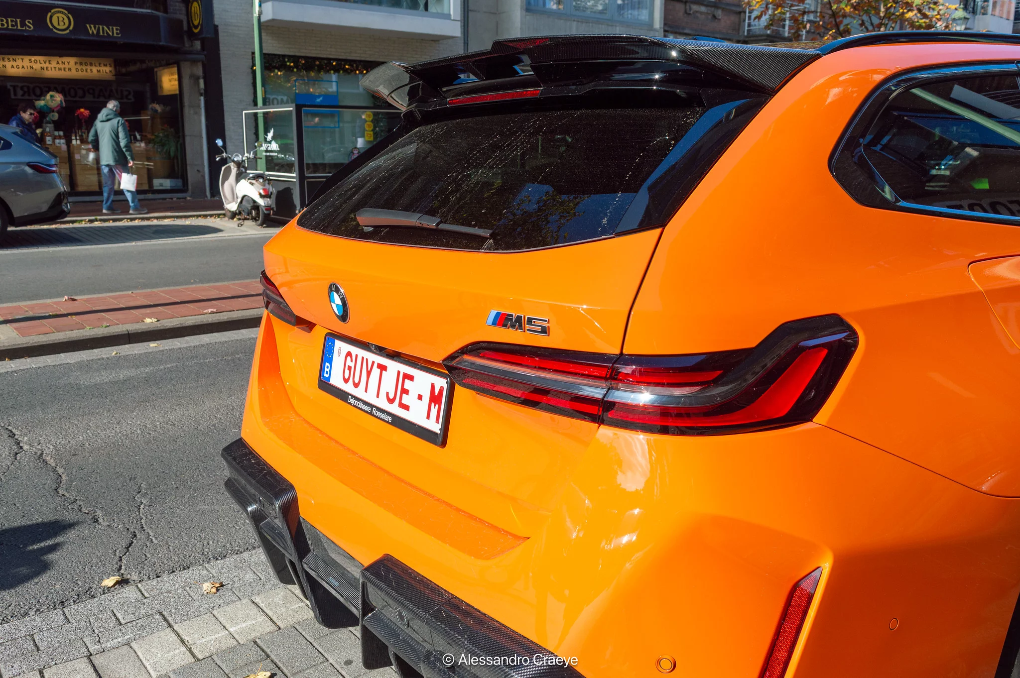 Fire Orange III BMW M5