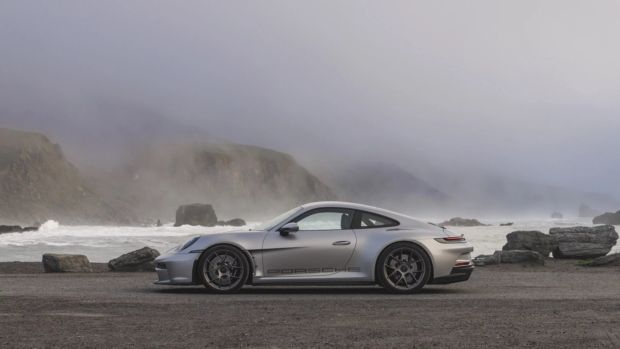 GT Silver Metallic Porsche 911 S/T