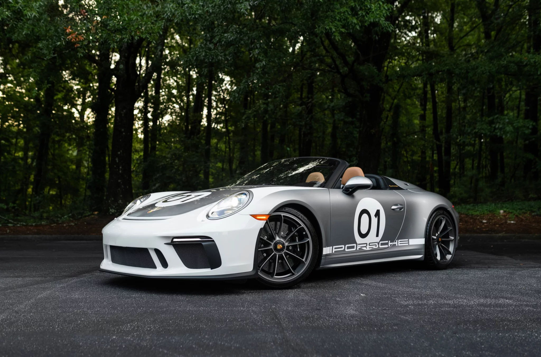 GT Silver Metallic Porsche 911 Speedster
