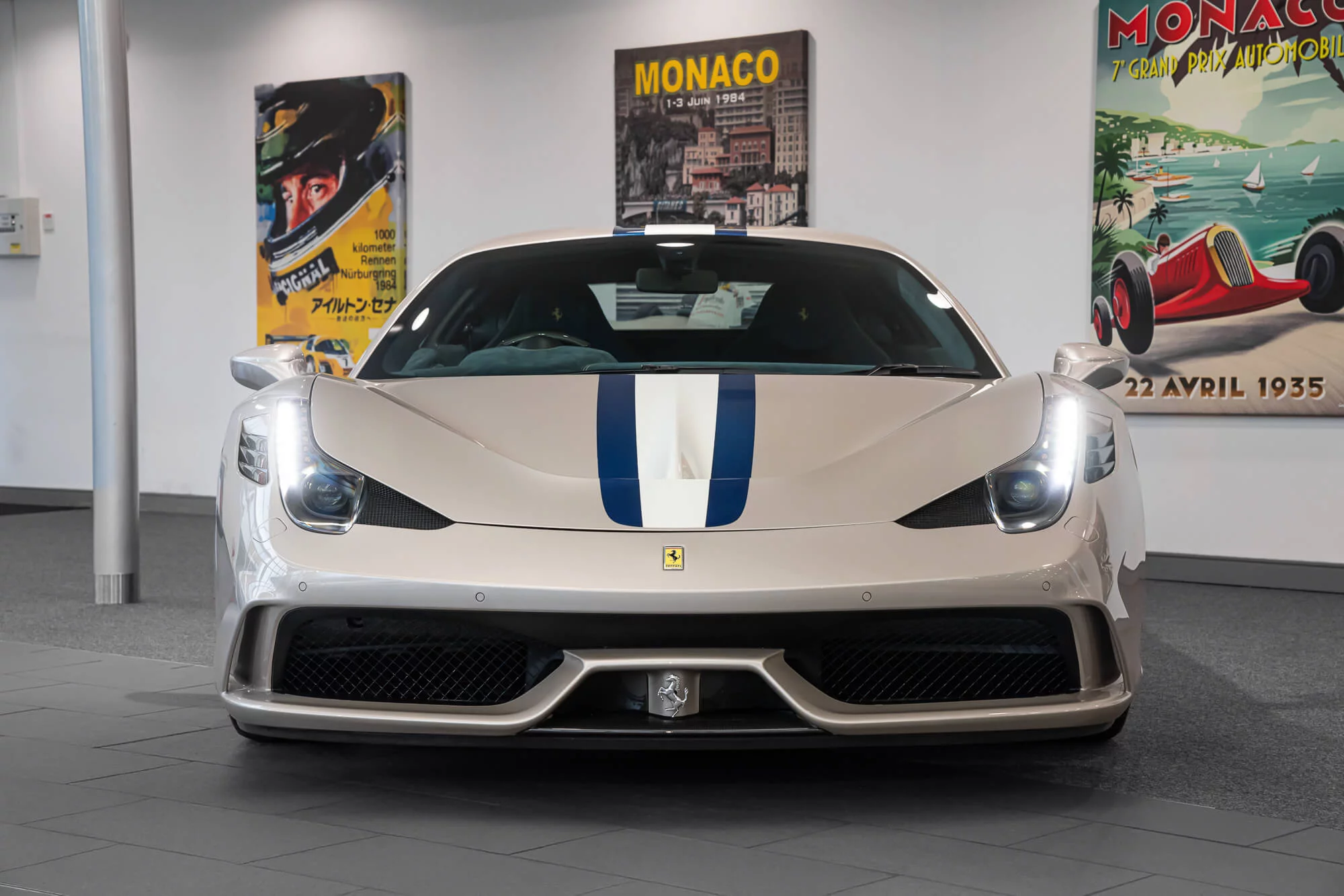 Grigio Ingrid Ferrari 458