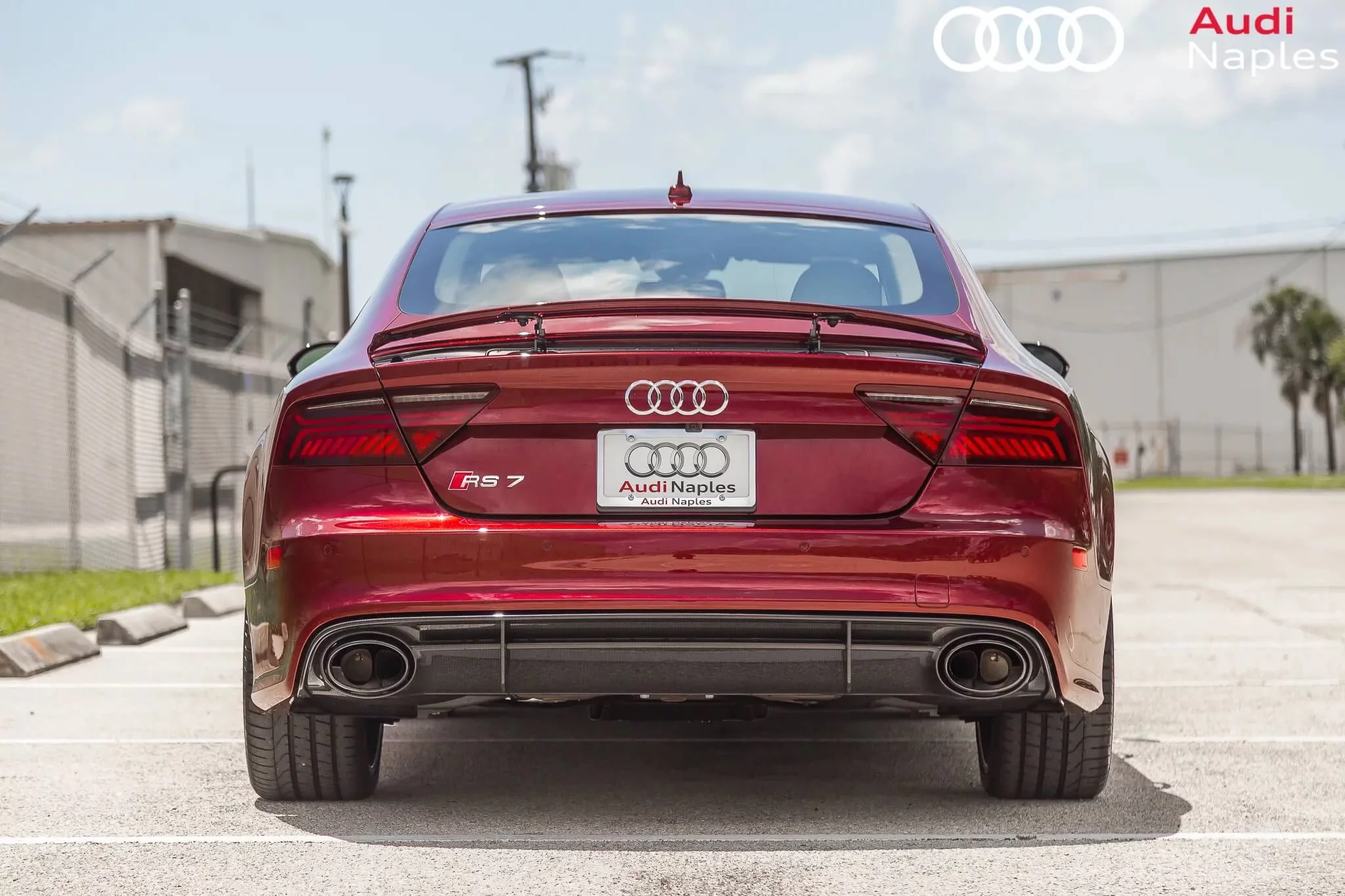 Rubino Red Audi RS7 Sportback