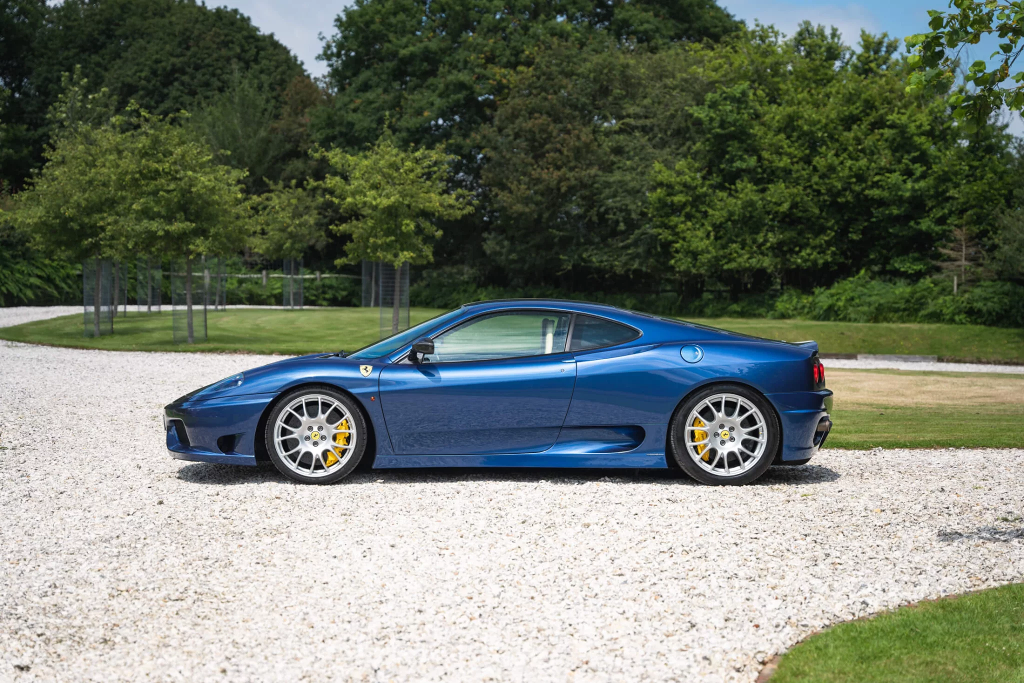 Blu Mirabeau Ferrari 360