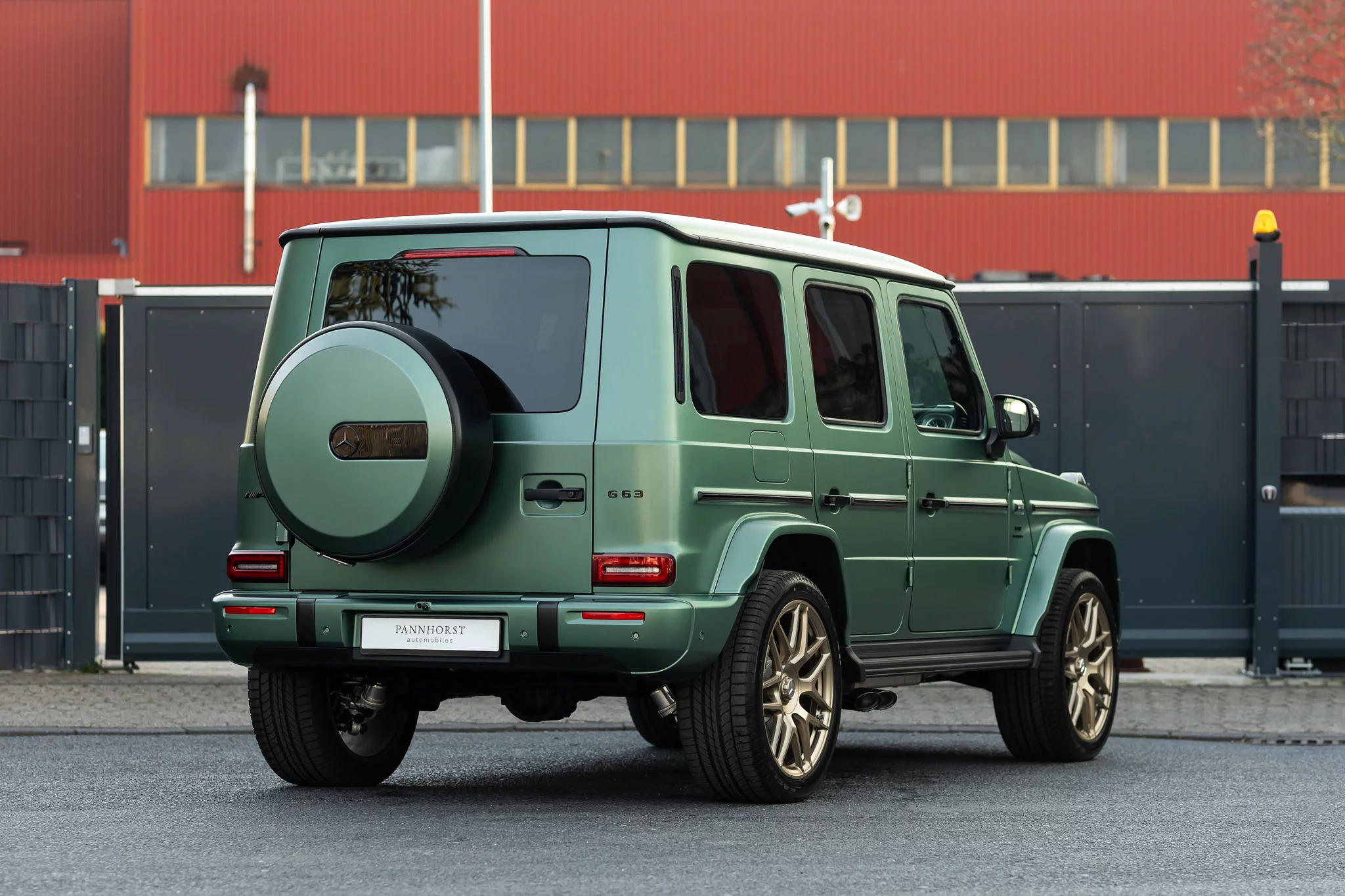 Ireland Mid Green Magno Mercedes-AMG G 63
