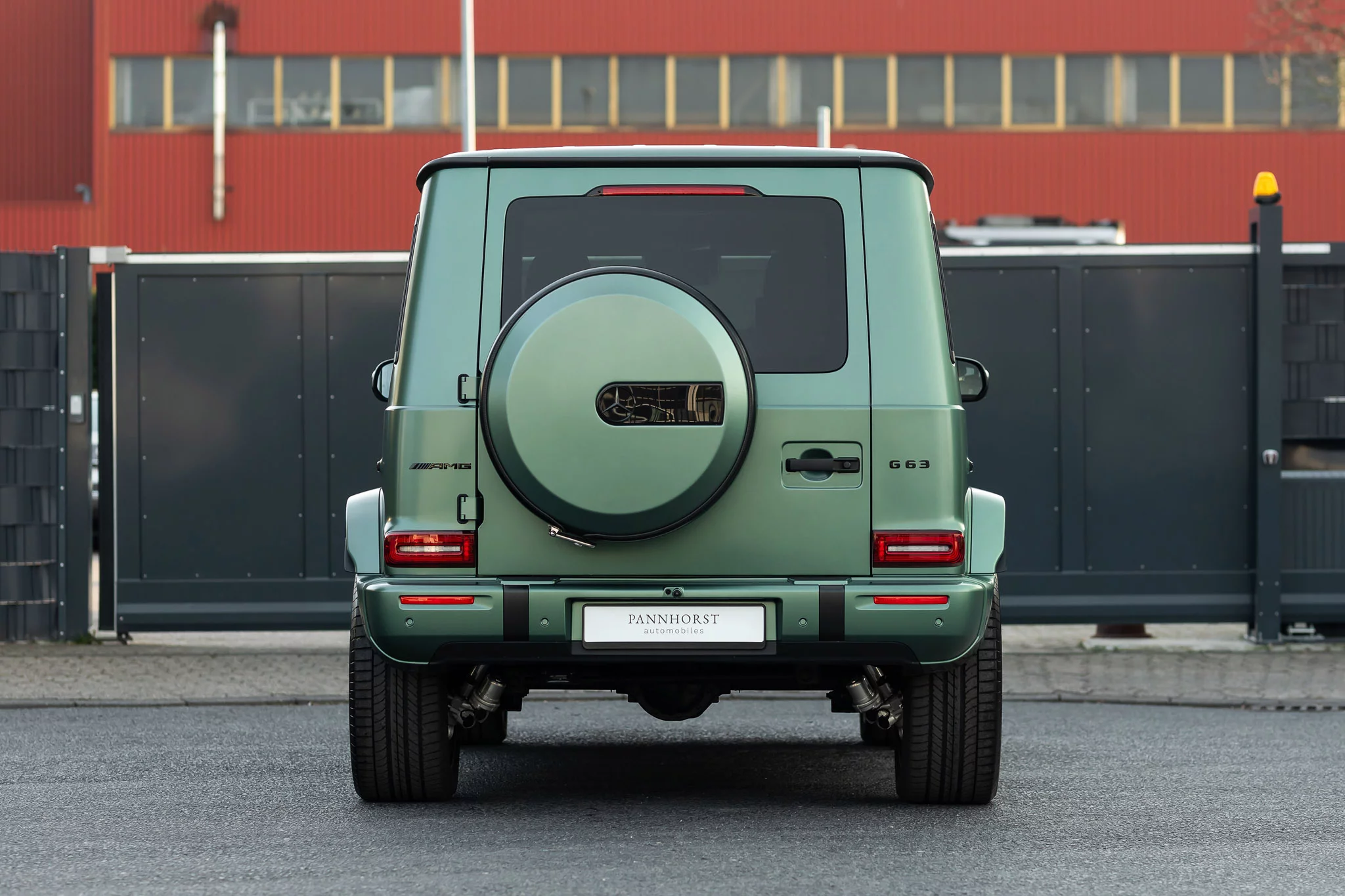 Ireland Mid Green Magno Mercedes-AMG G 63