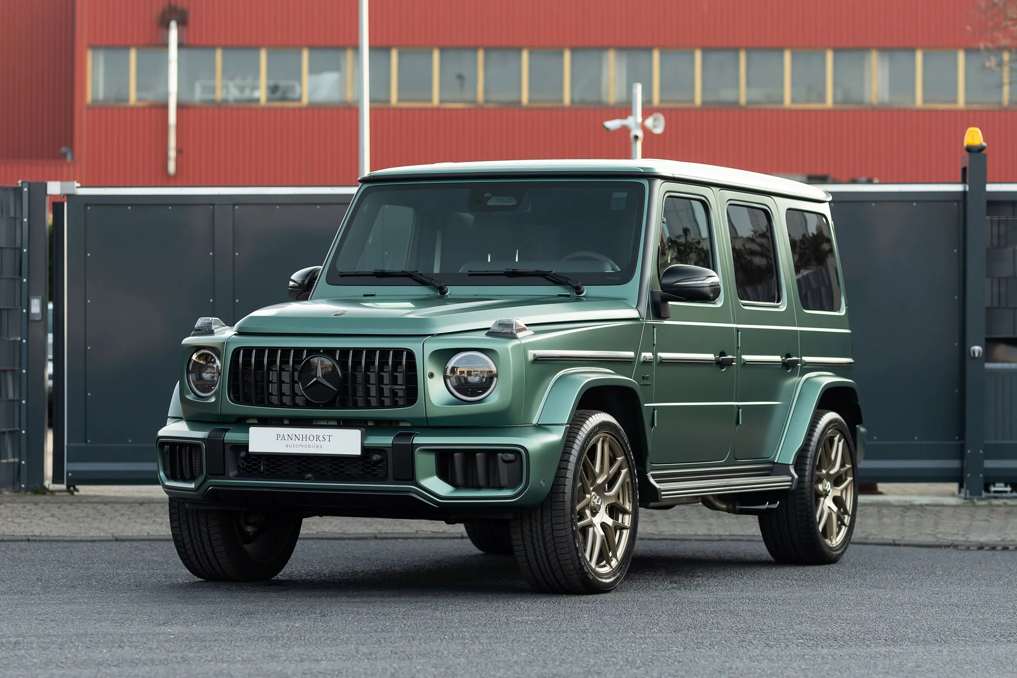 Ireland Mid Green Magno Mercedes-AMG G 63
