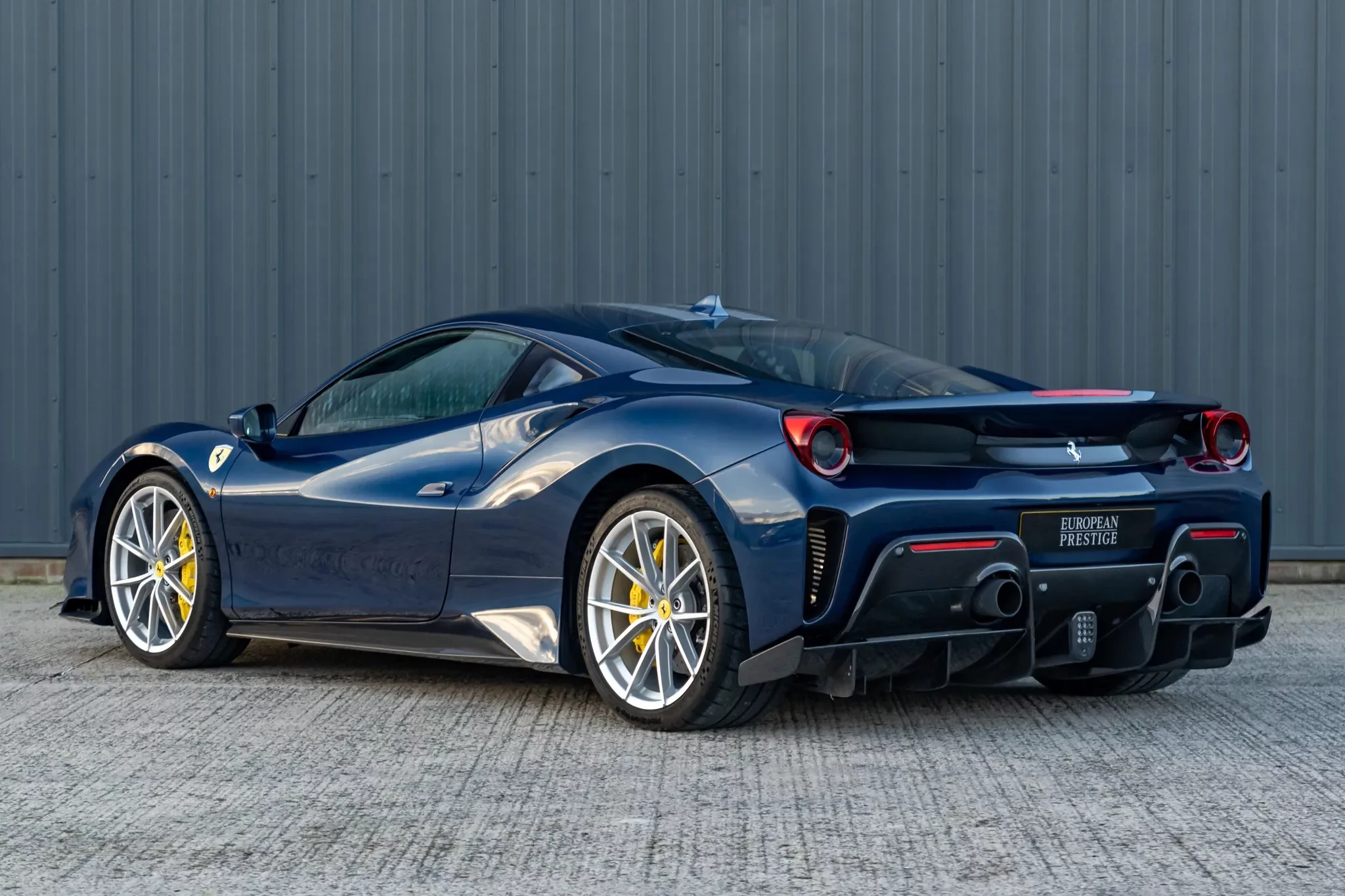 Blu Swaters Ferrari 488