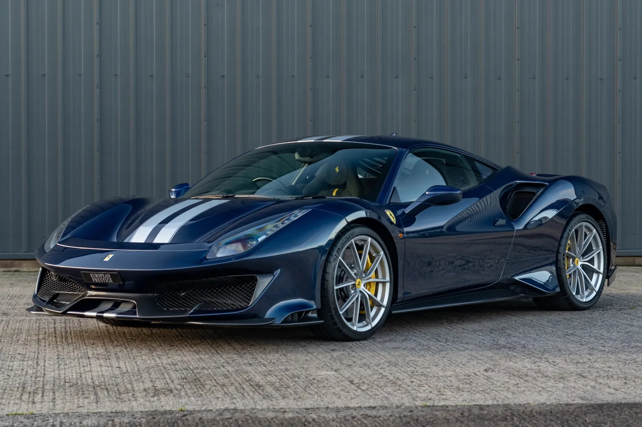 Blu Swaters Ferrari 488
