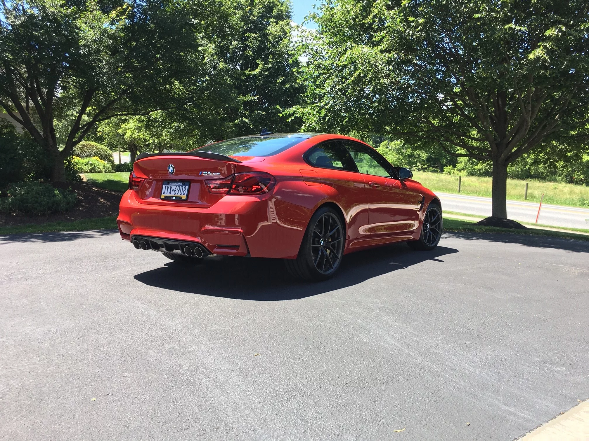 Melbourne Red BMW M4