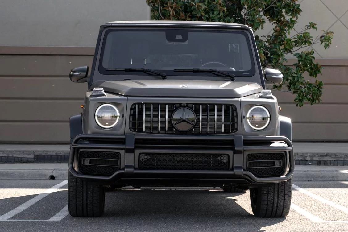 Dark Olive Green Magno Mercedes-AMG G 63