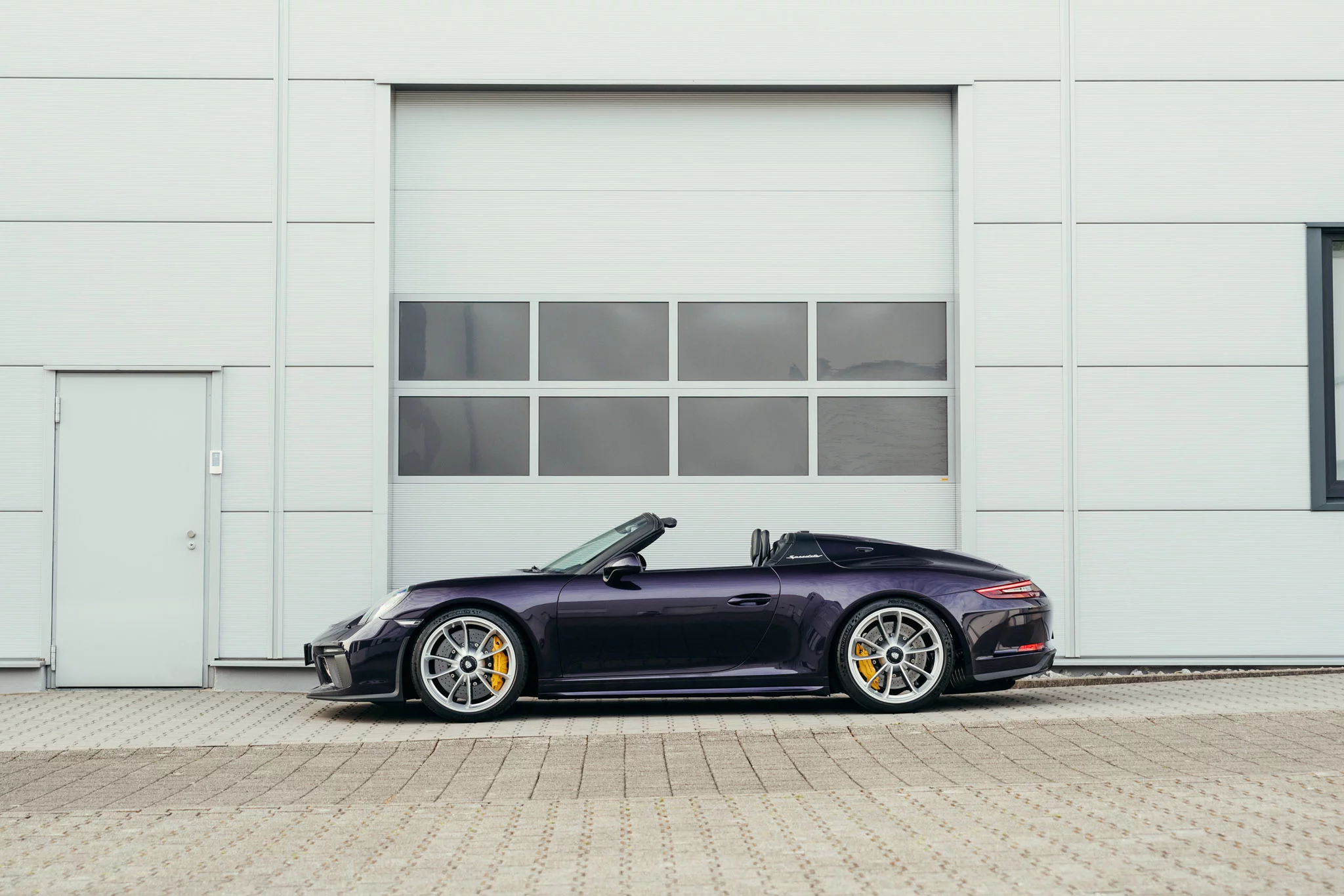 Viola Metallic Porsche 911 Speedster