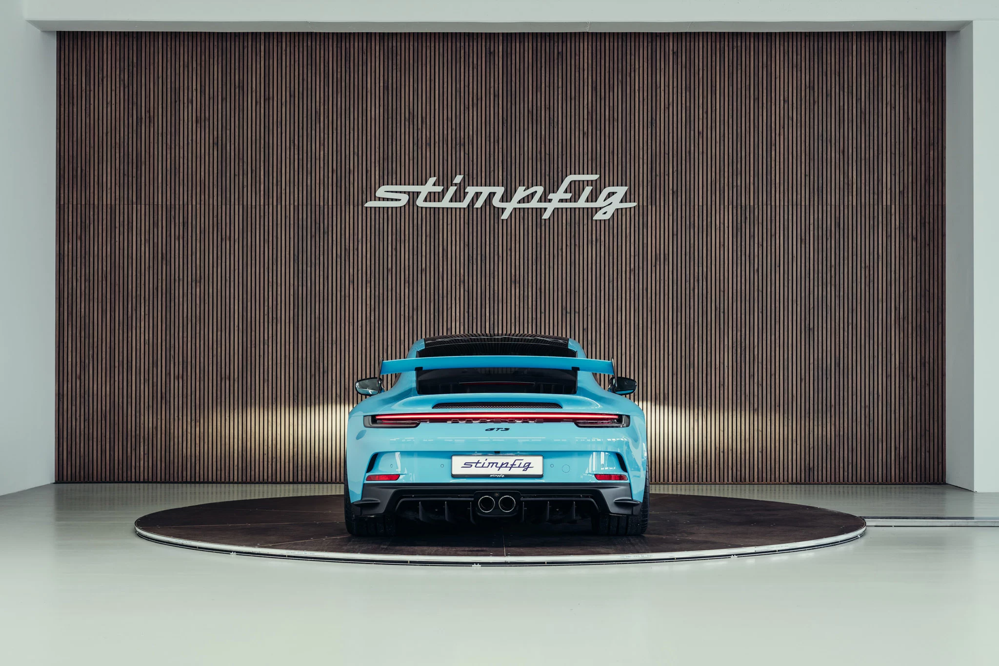 Olympic Blue Porsche 911 GT3