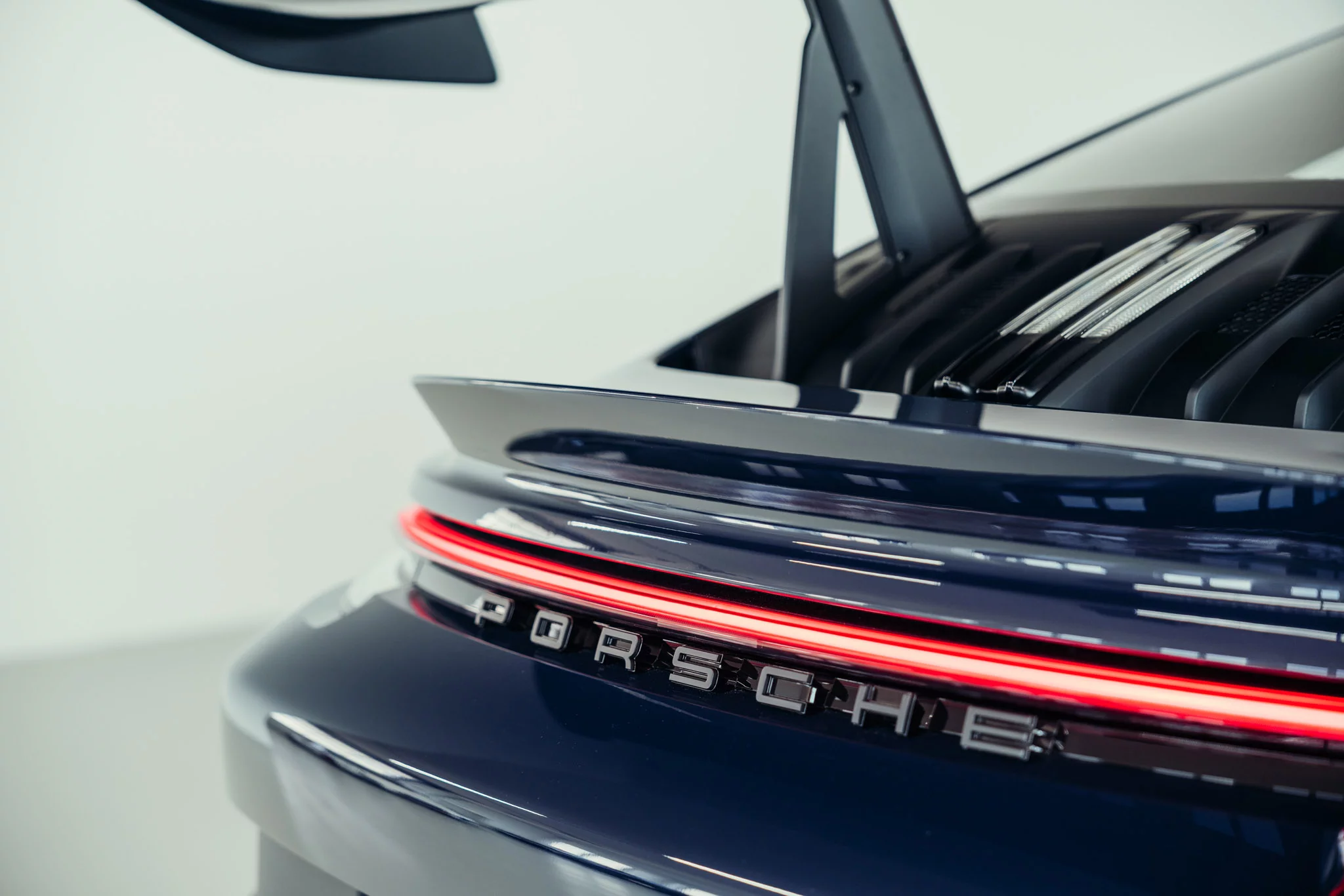 Dark Sea Blue Porsche 911 GT3 RS