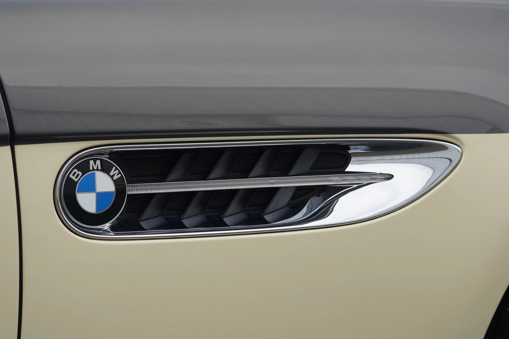 Stratus Grey BMW Z8