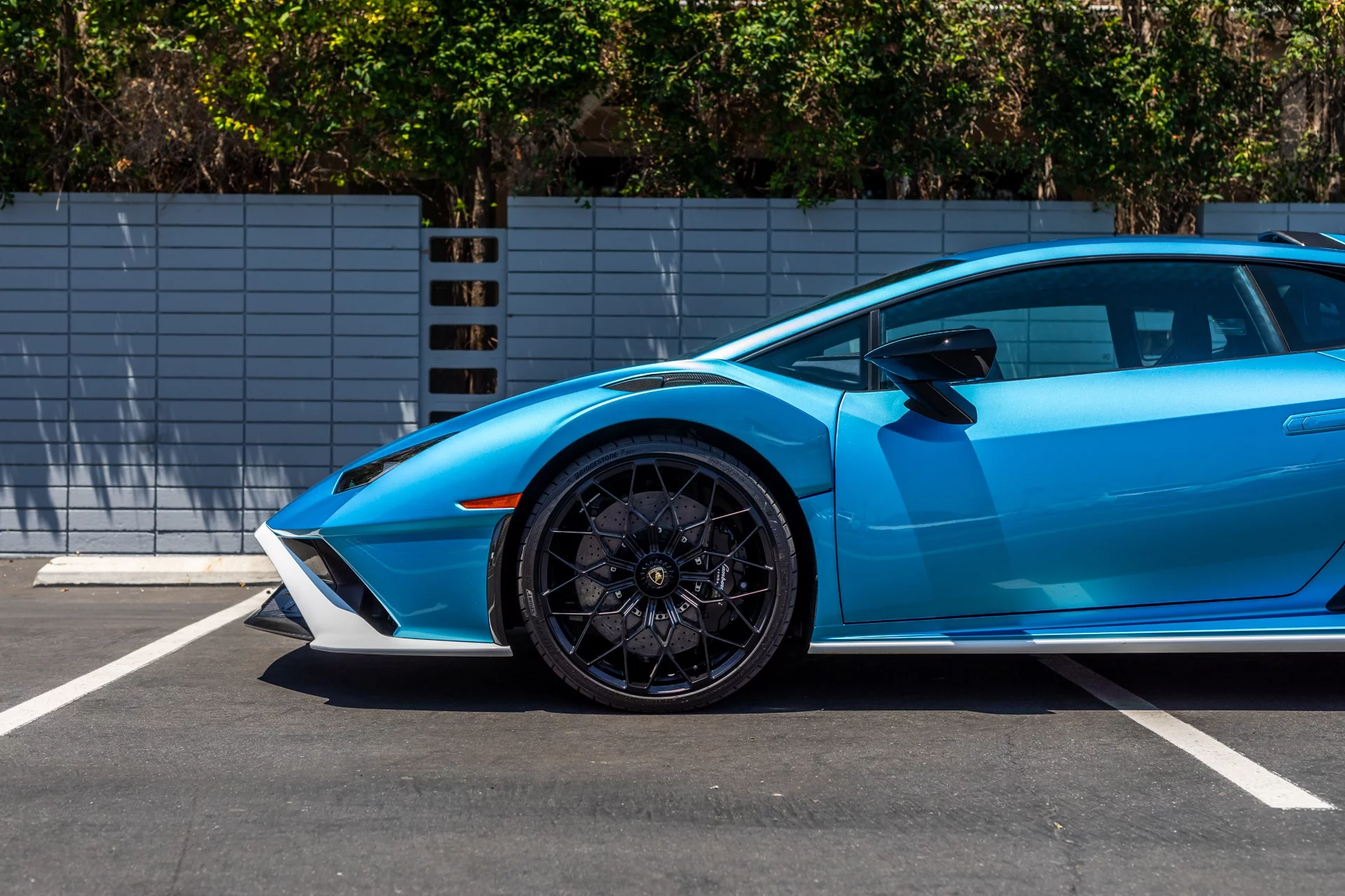 Blu Aegir Lamborghini Huracán