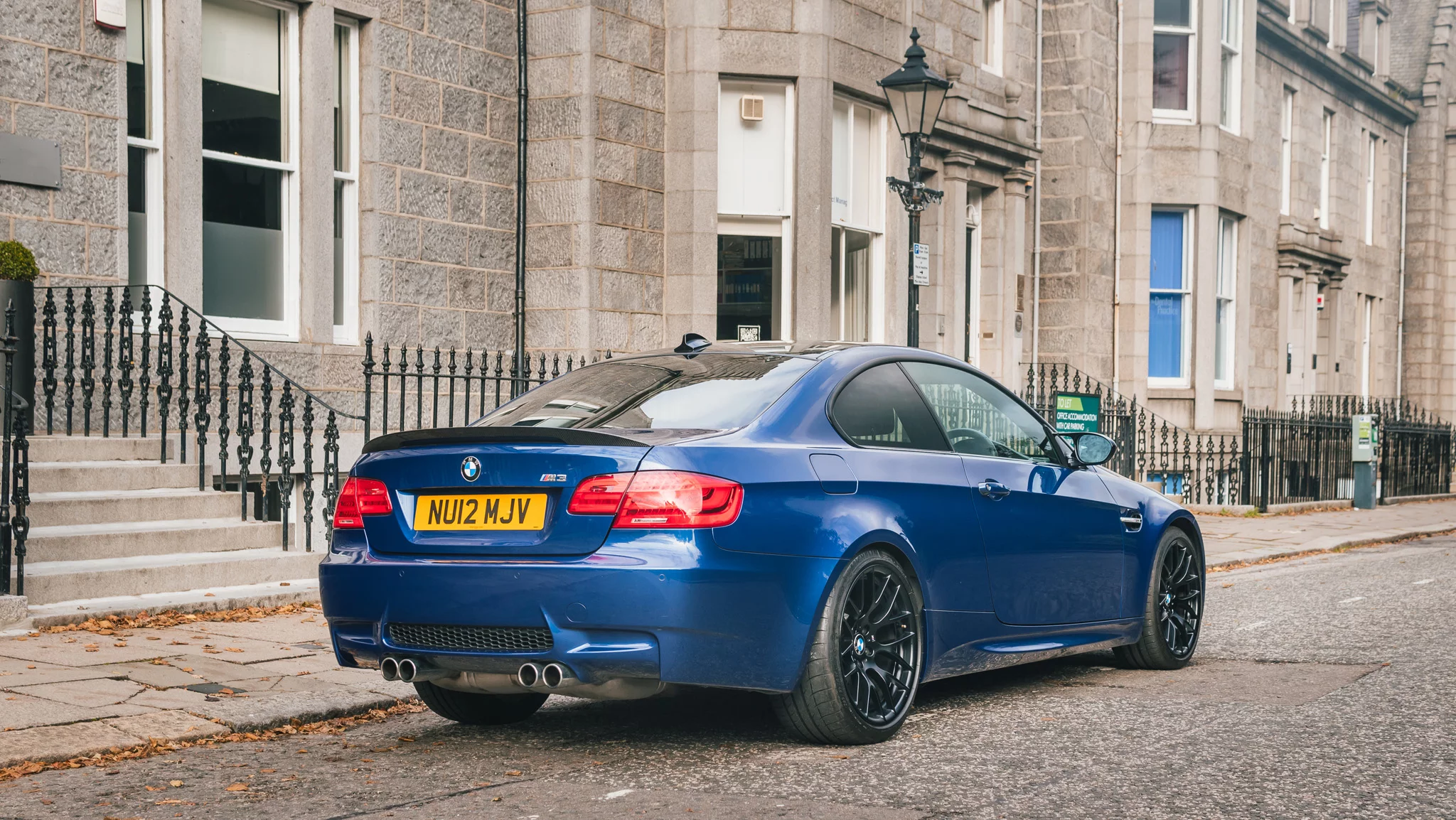 Le Mans Blue BMW M3