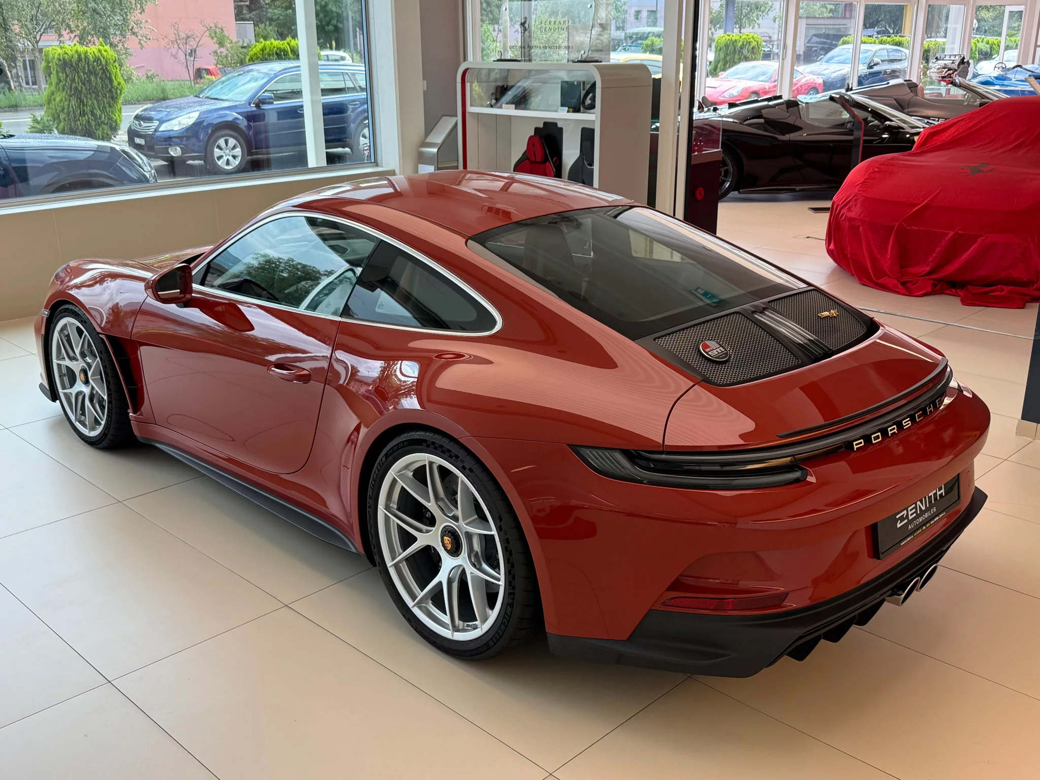Peru Red Porsche 911 S/T