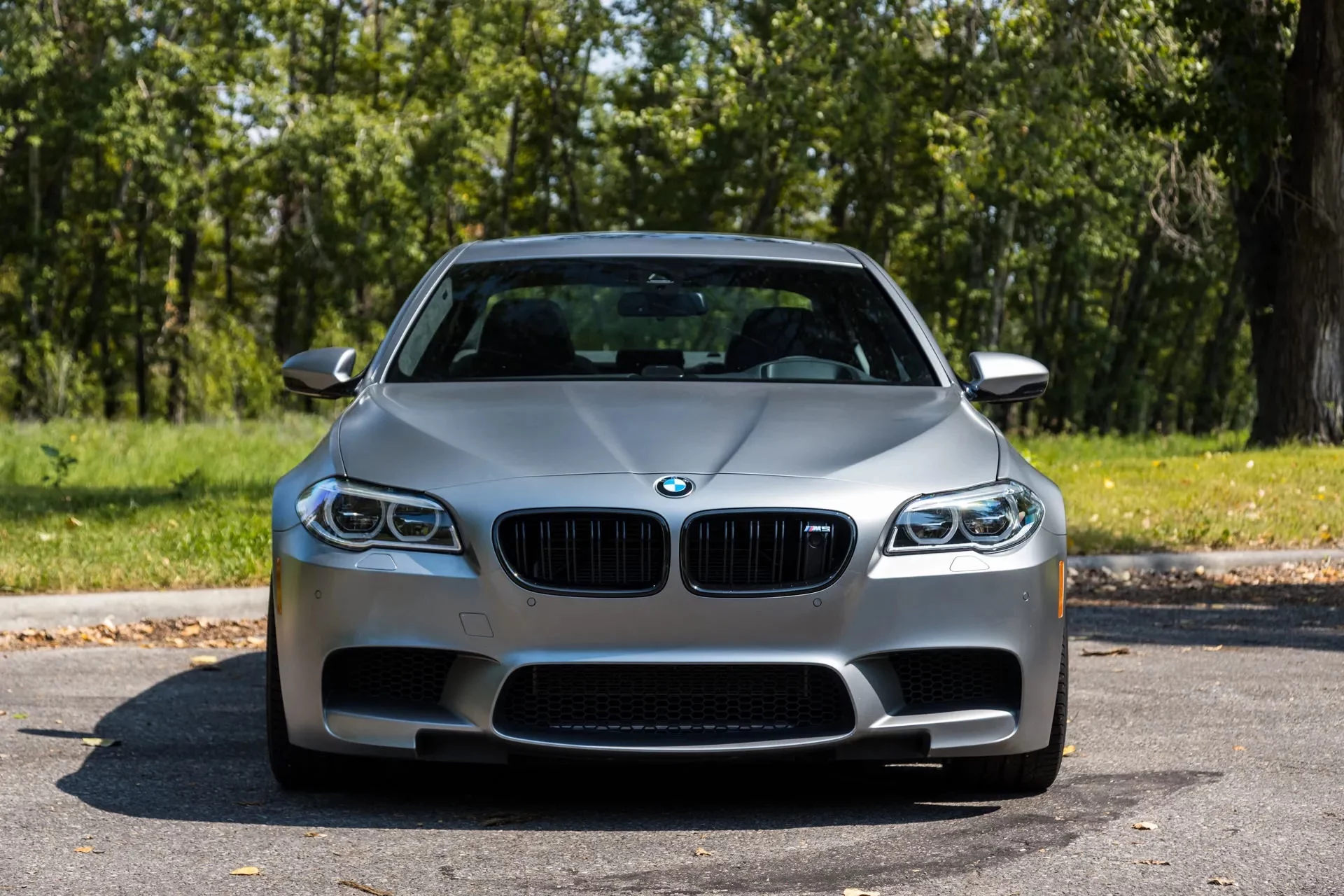 Frozen Dark Silver BMW M5