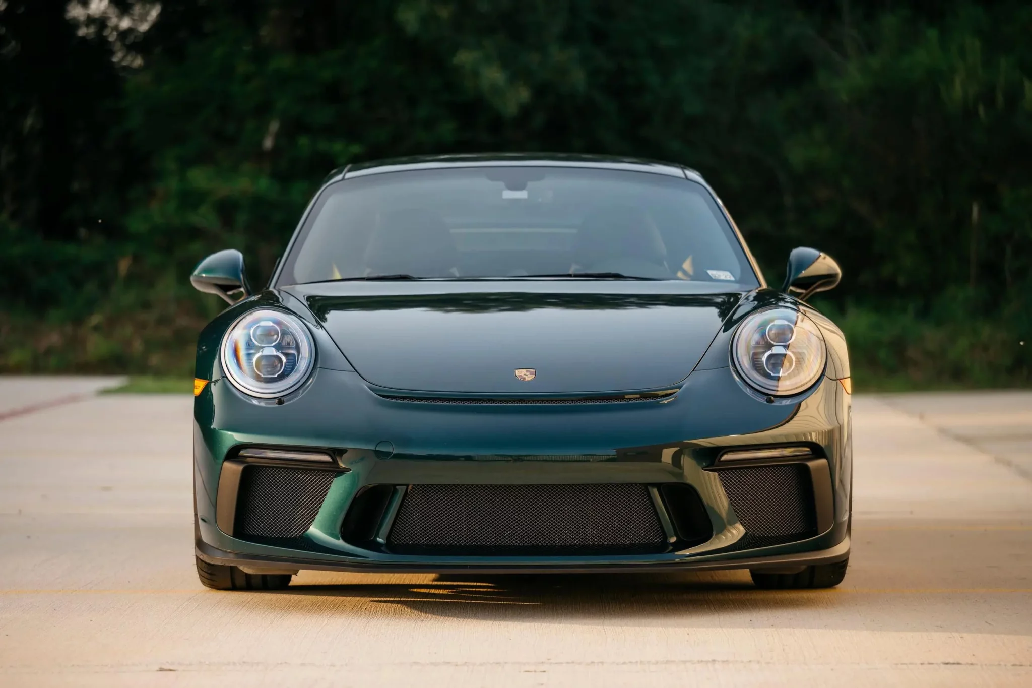 Jet Green Metallic Porsche 911 GT3