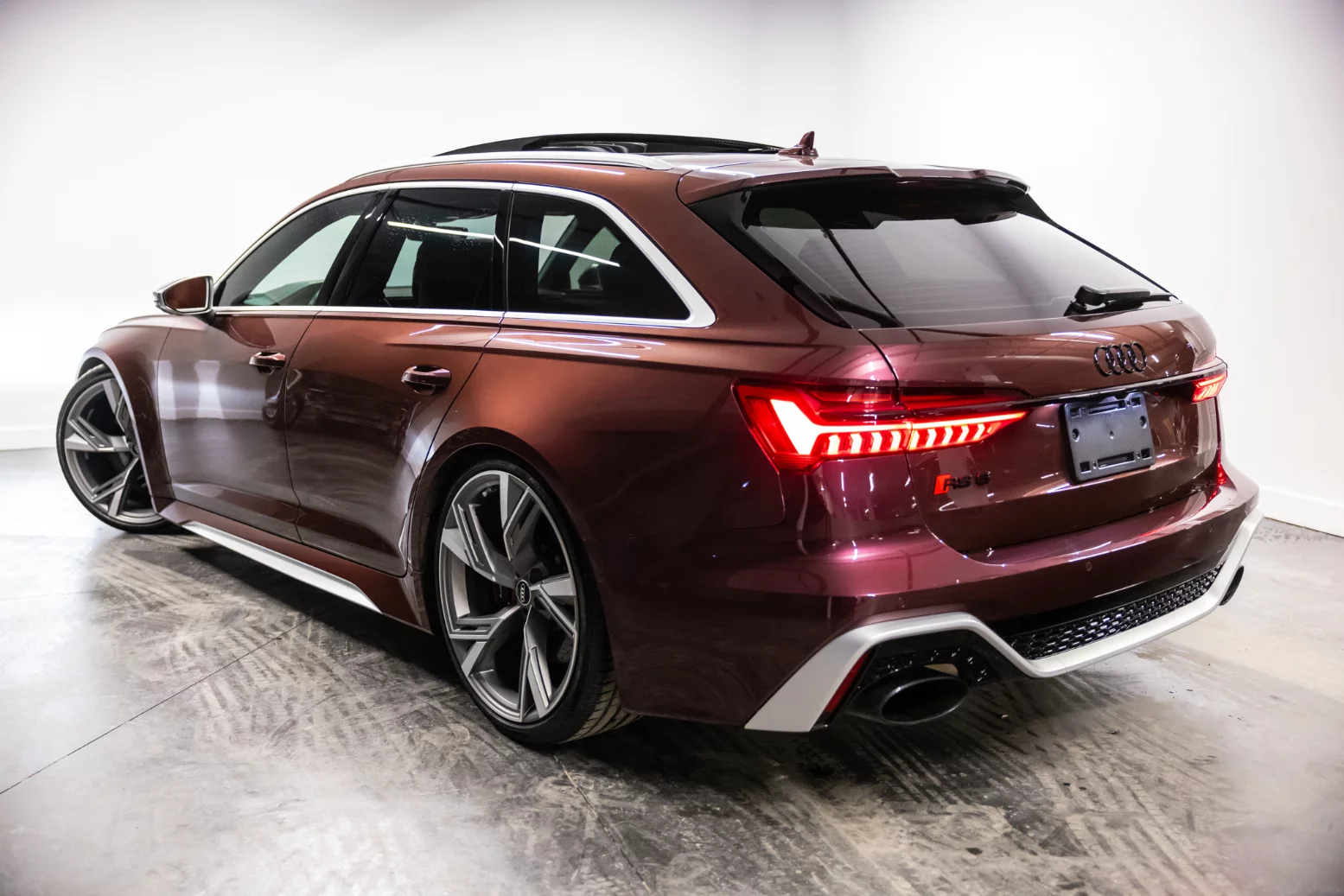 Cassis Audi RS6 Avant