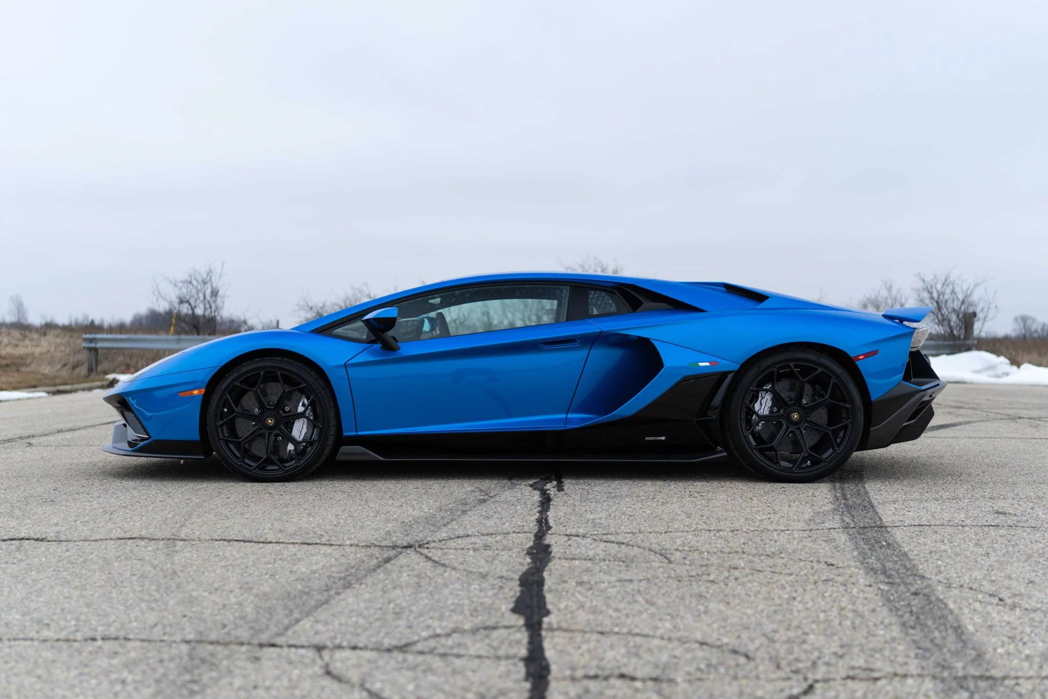 Blu Tawaret Lamborghini Aventador