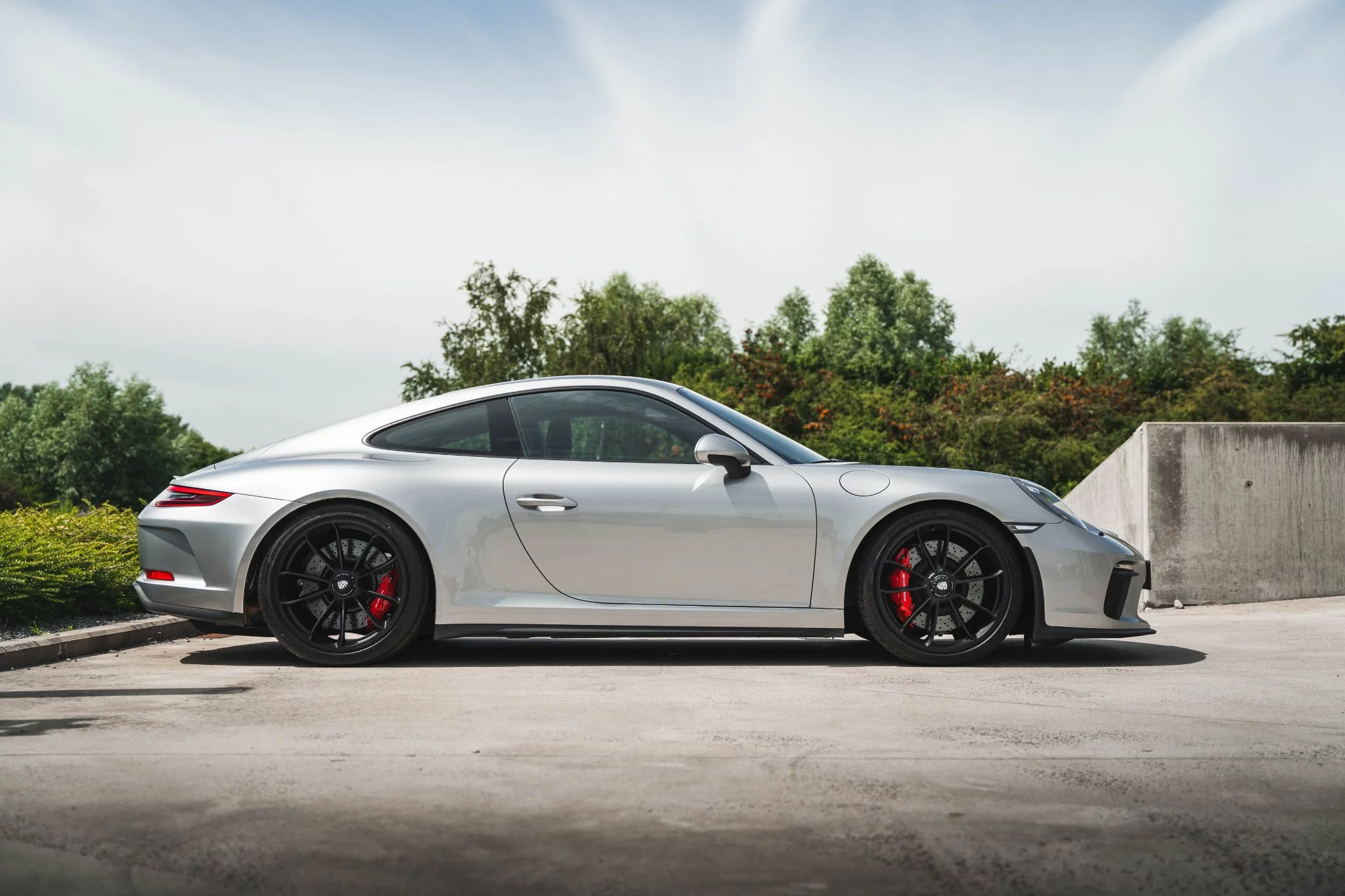 GT Silver Metallic Porsche 911 GT3