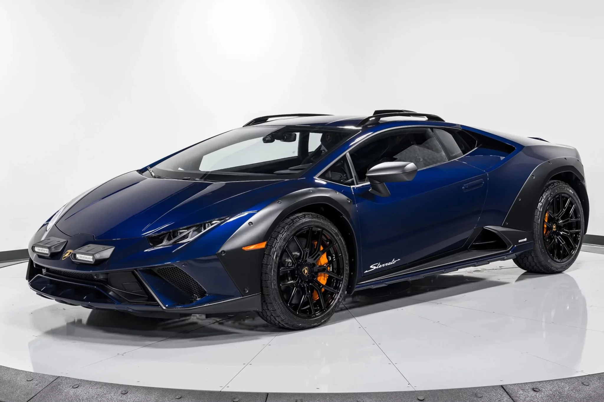 Blu Astraeus Lamborghini Huracán