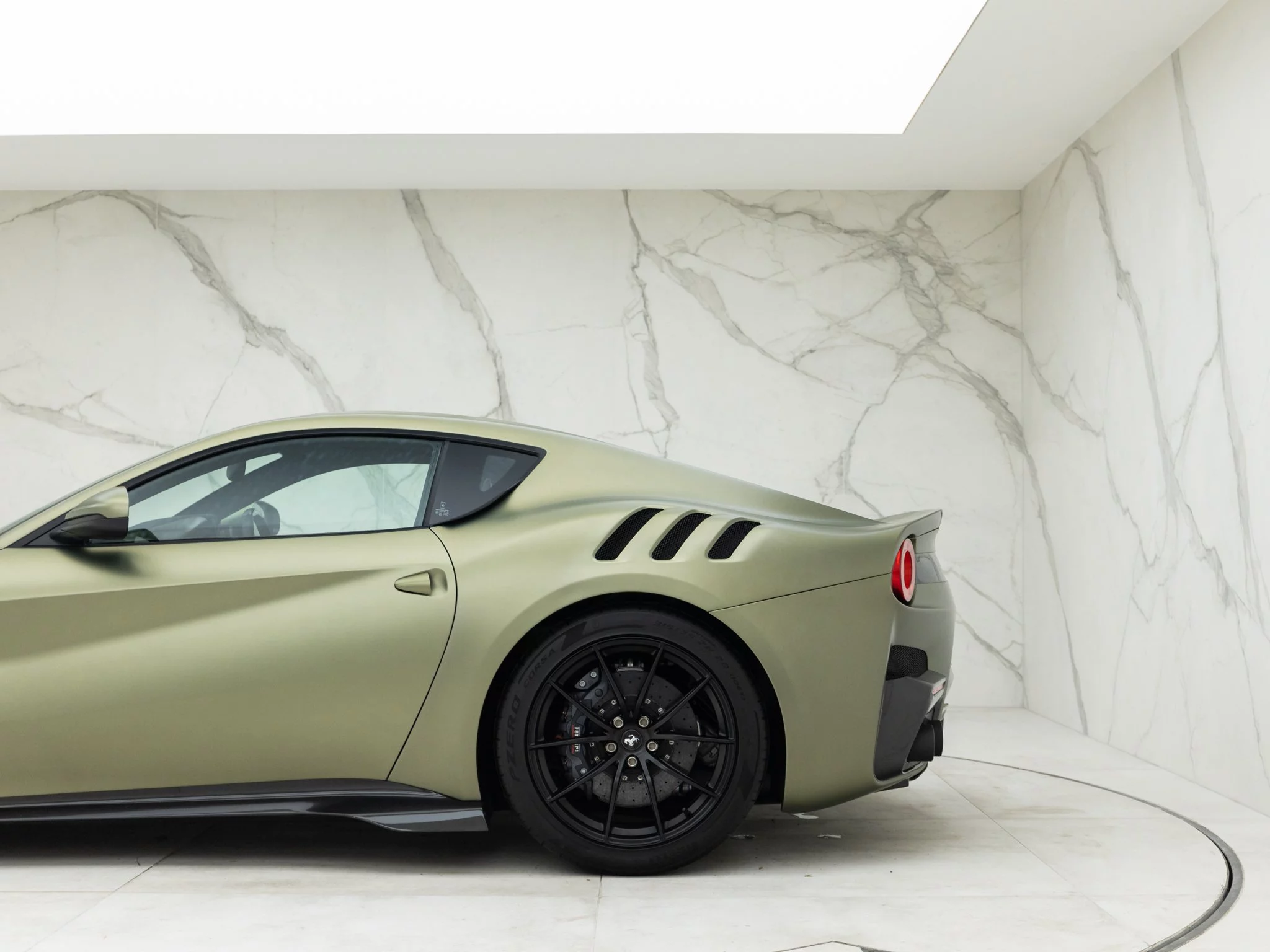Verde Masoni Opaco Ferrari F12