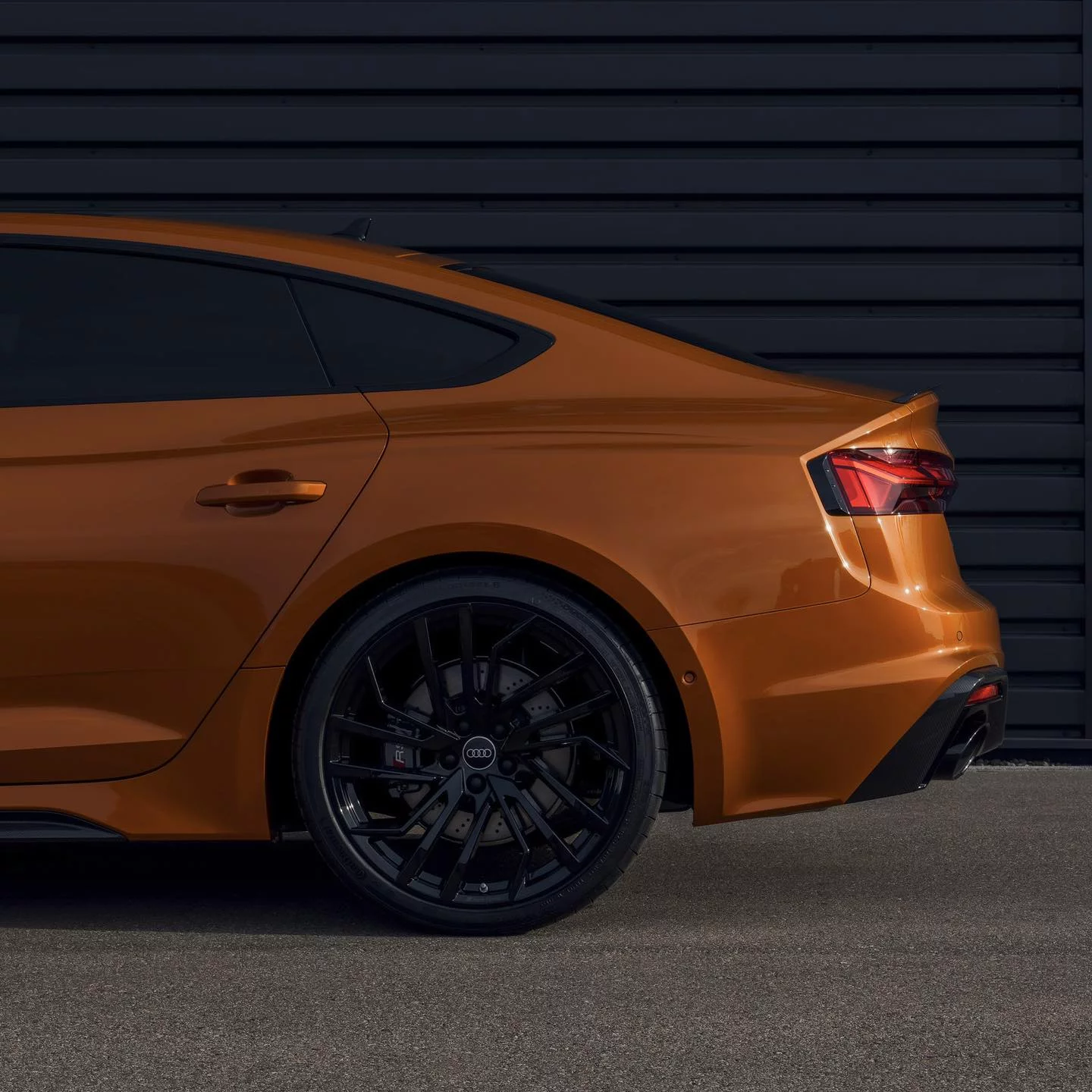 Samoa Orange Audi RS5