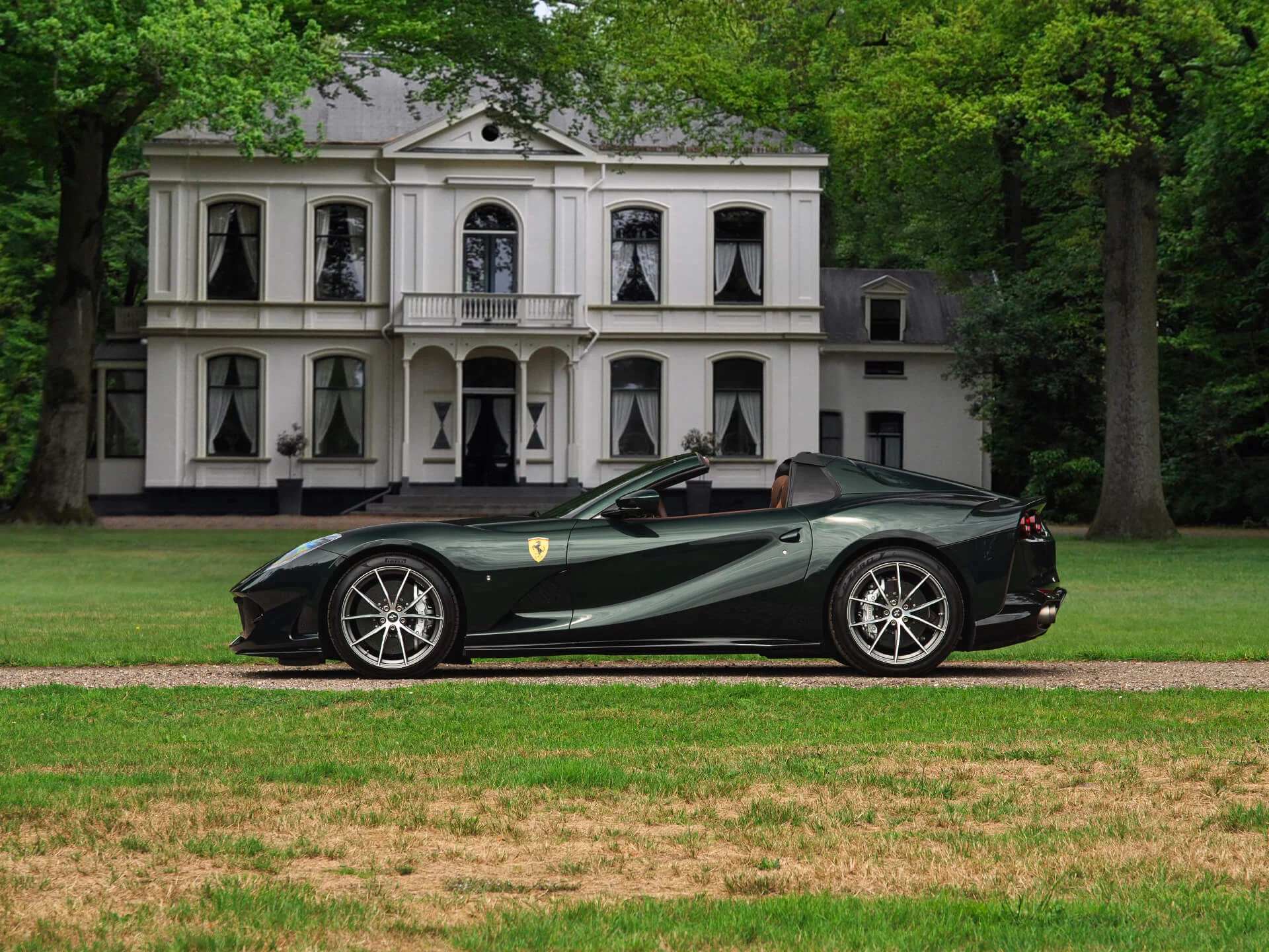 Verde Zeltweg Ferrari 812