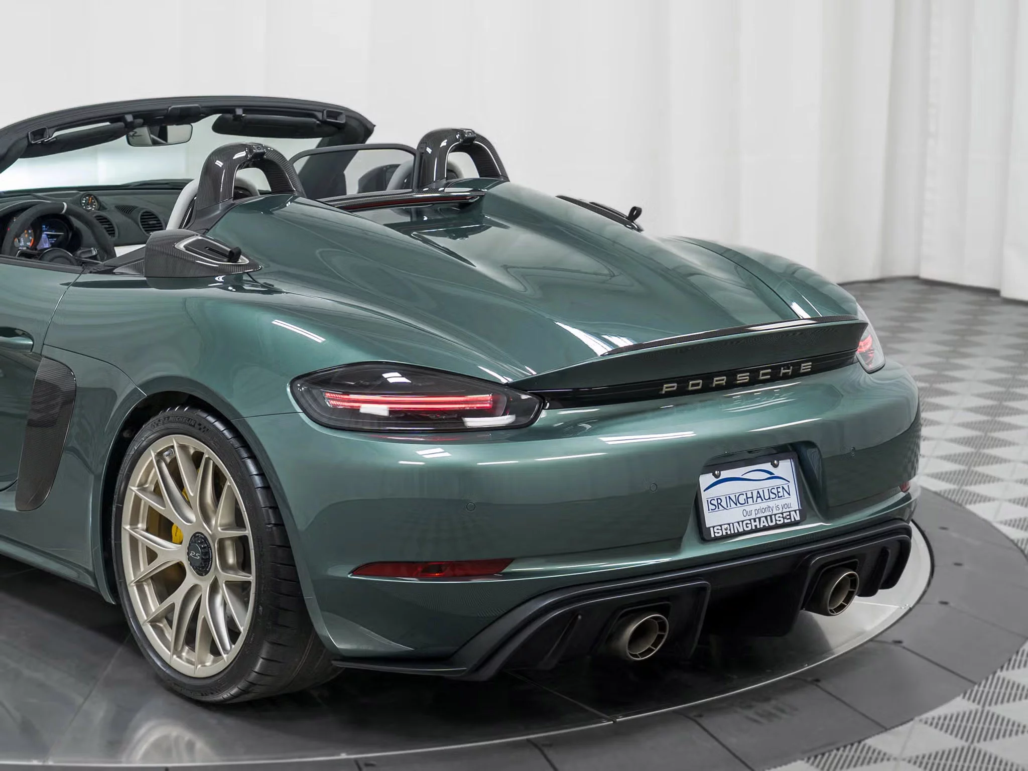 Malachite Green Metallic Porsche 718 Spyder RS