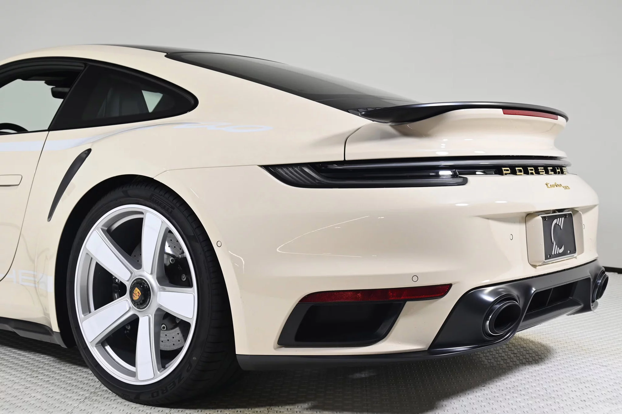 Creme White Porsche 911 Turbo