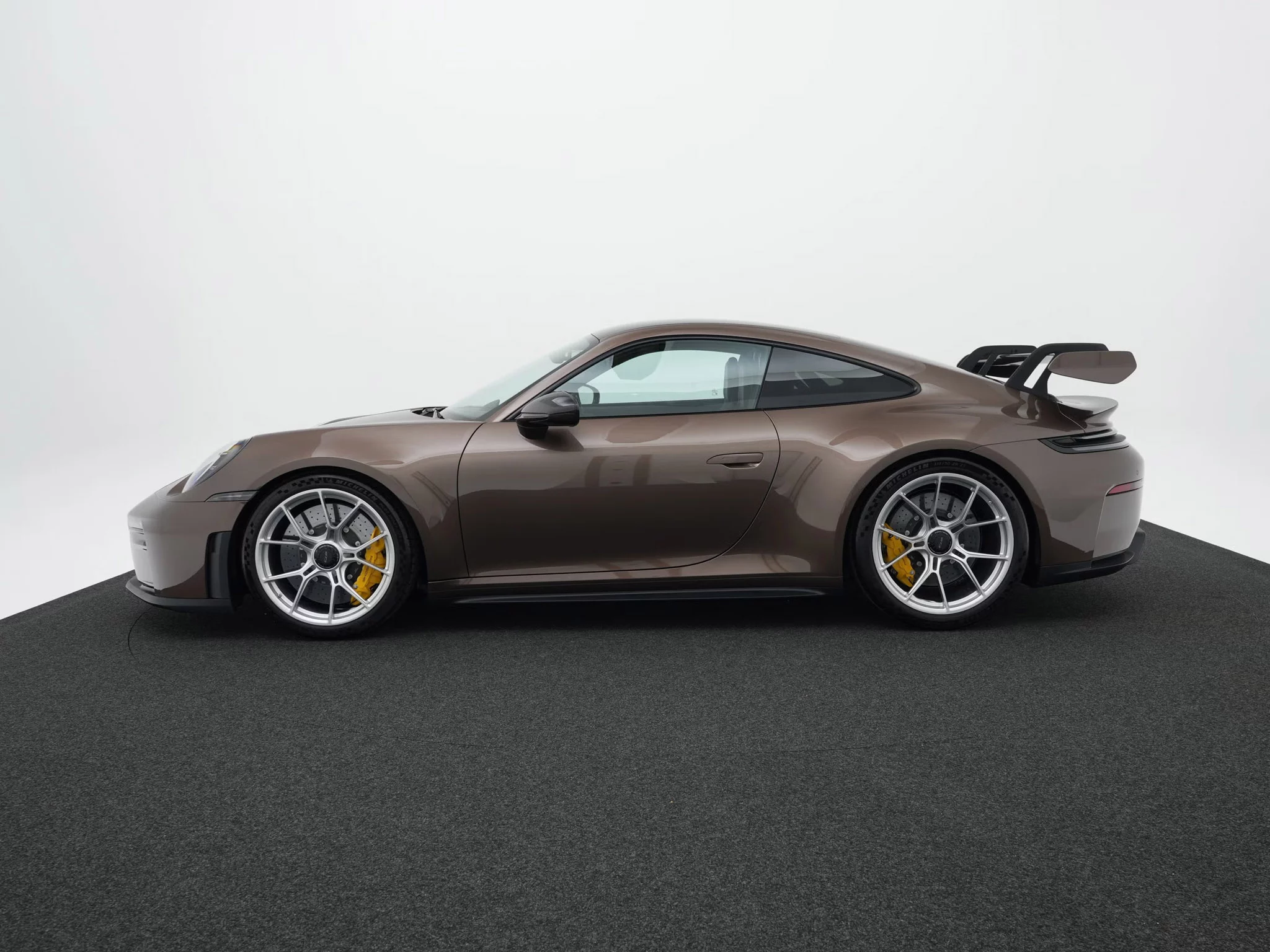 Chestnut Brown Metallic Porsche 911 GT3