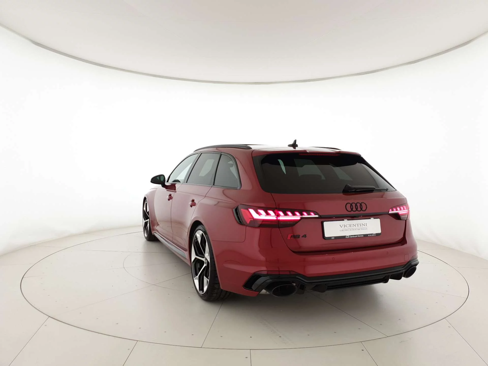 Garnet Red Audi RS4 Avant