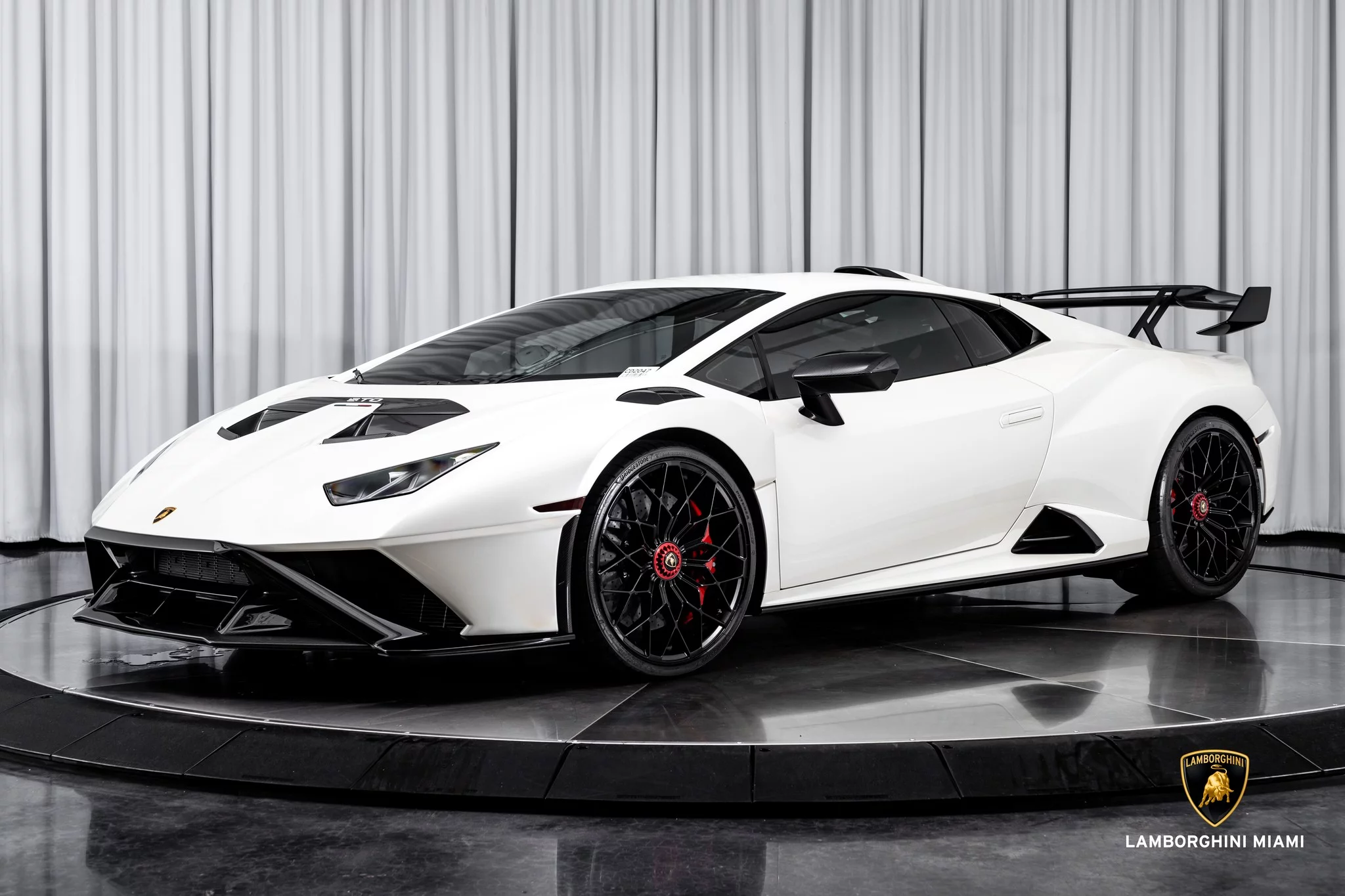 Balloon White Lamborghini Huracán
