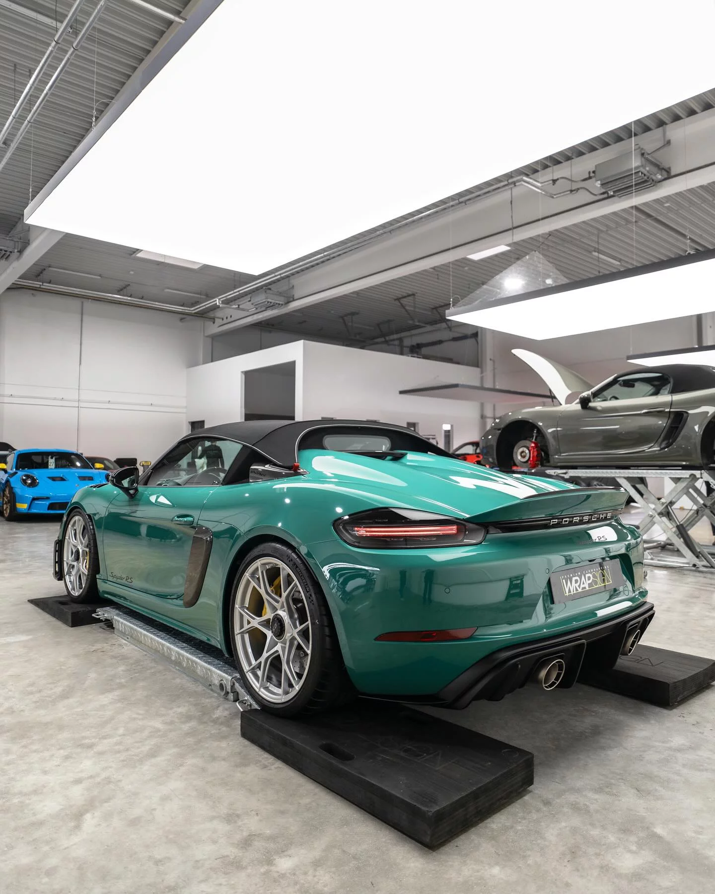 Smyrna Green Porsche 718 Spyder RS