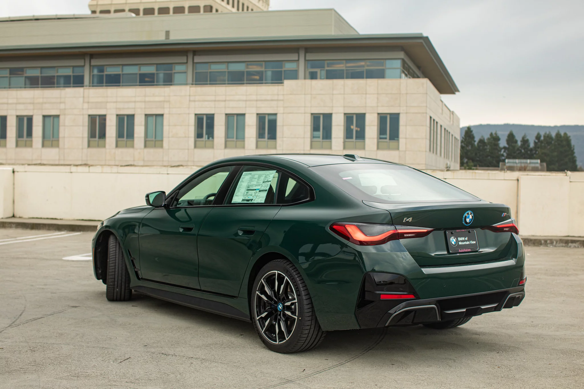 Goodwood Green BMW i4