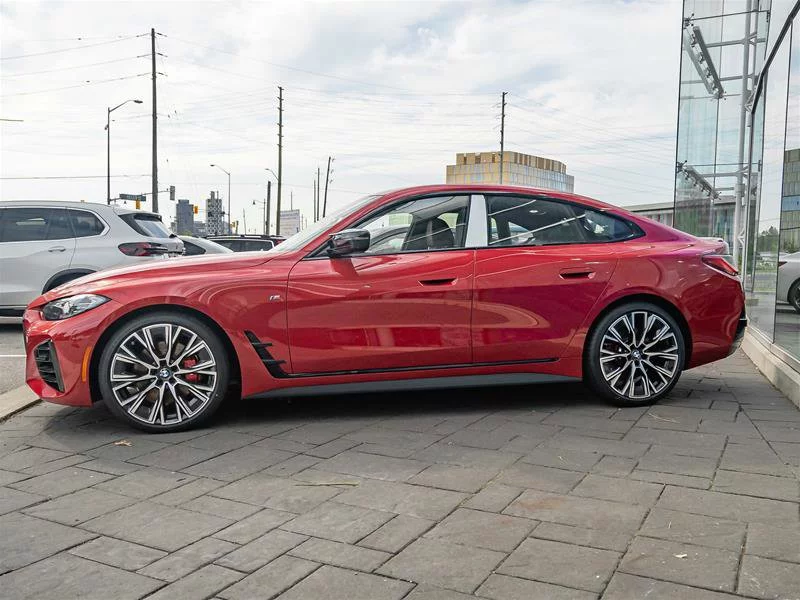 Imola Red BMW 4 Series
