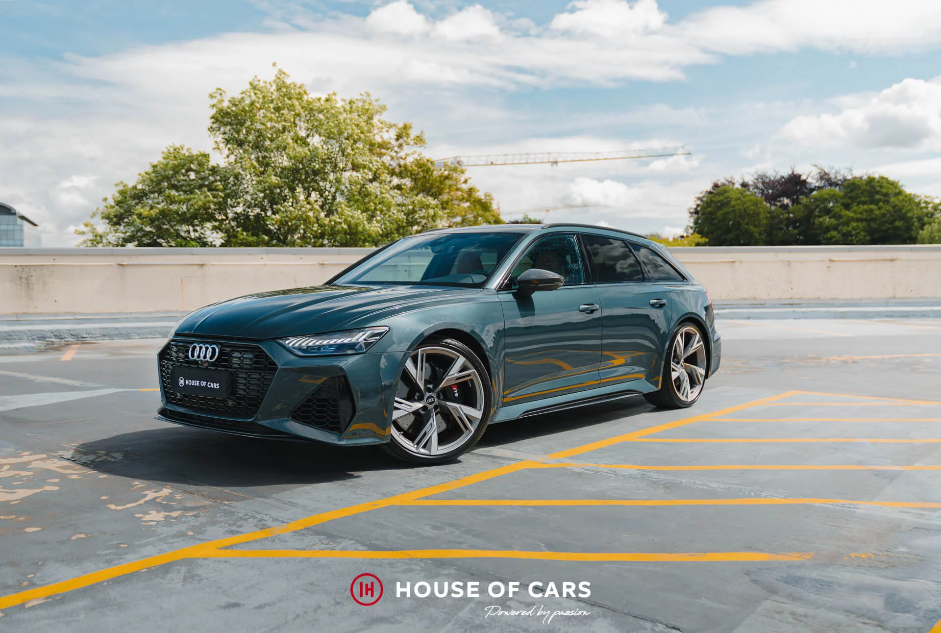 Camouflage Green Audi RS6 Avant