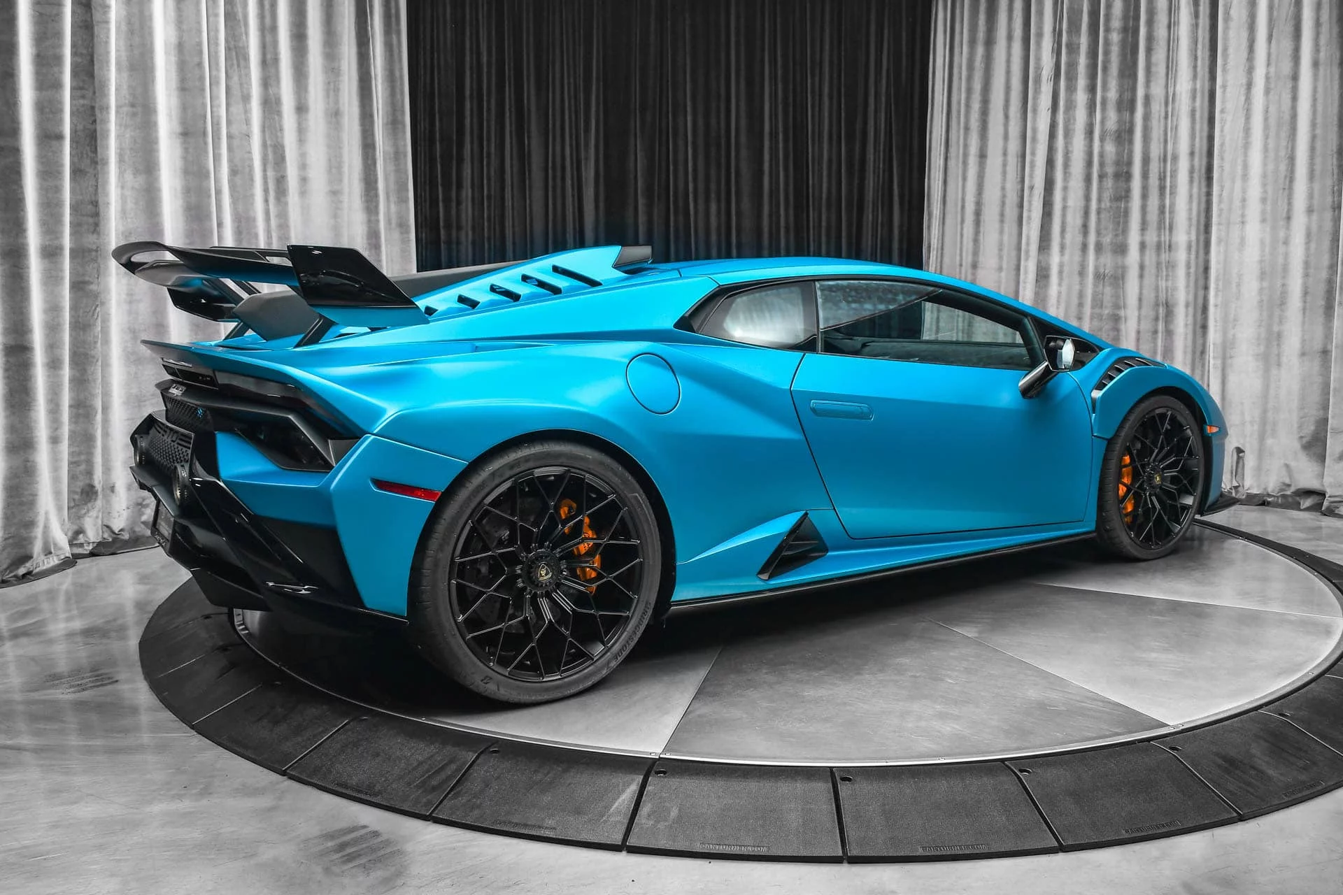 Blu Uranus Matt Lamborghini Huracán