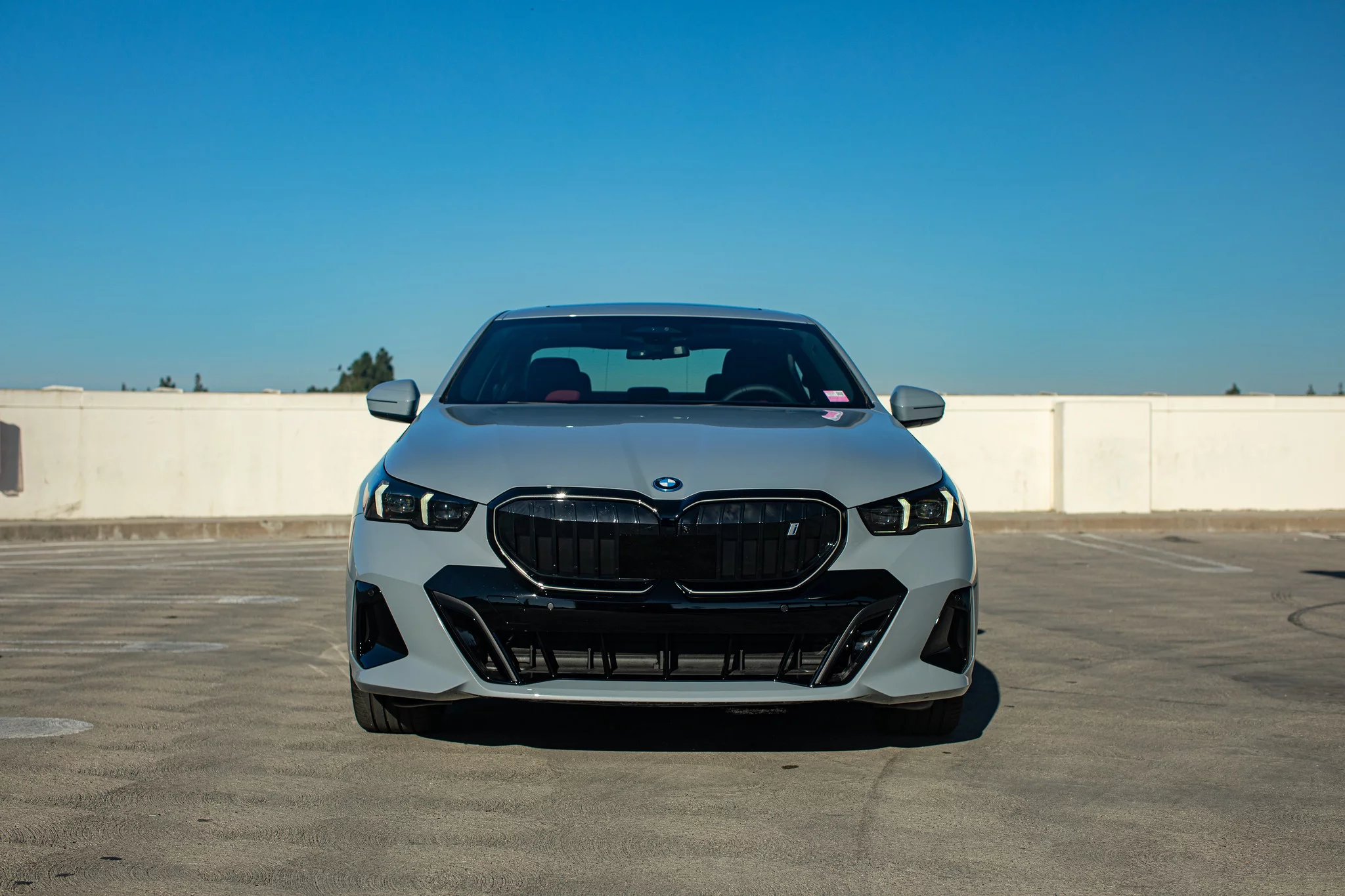 Brooklyn Grey BMW i5