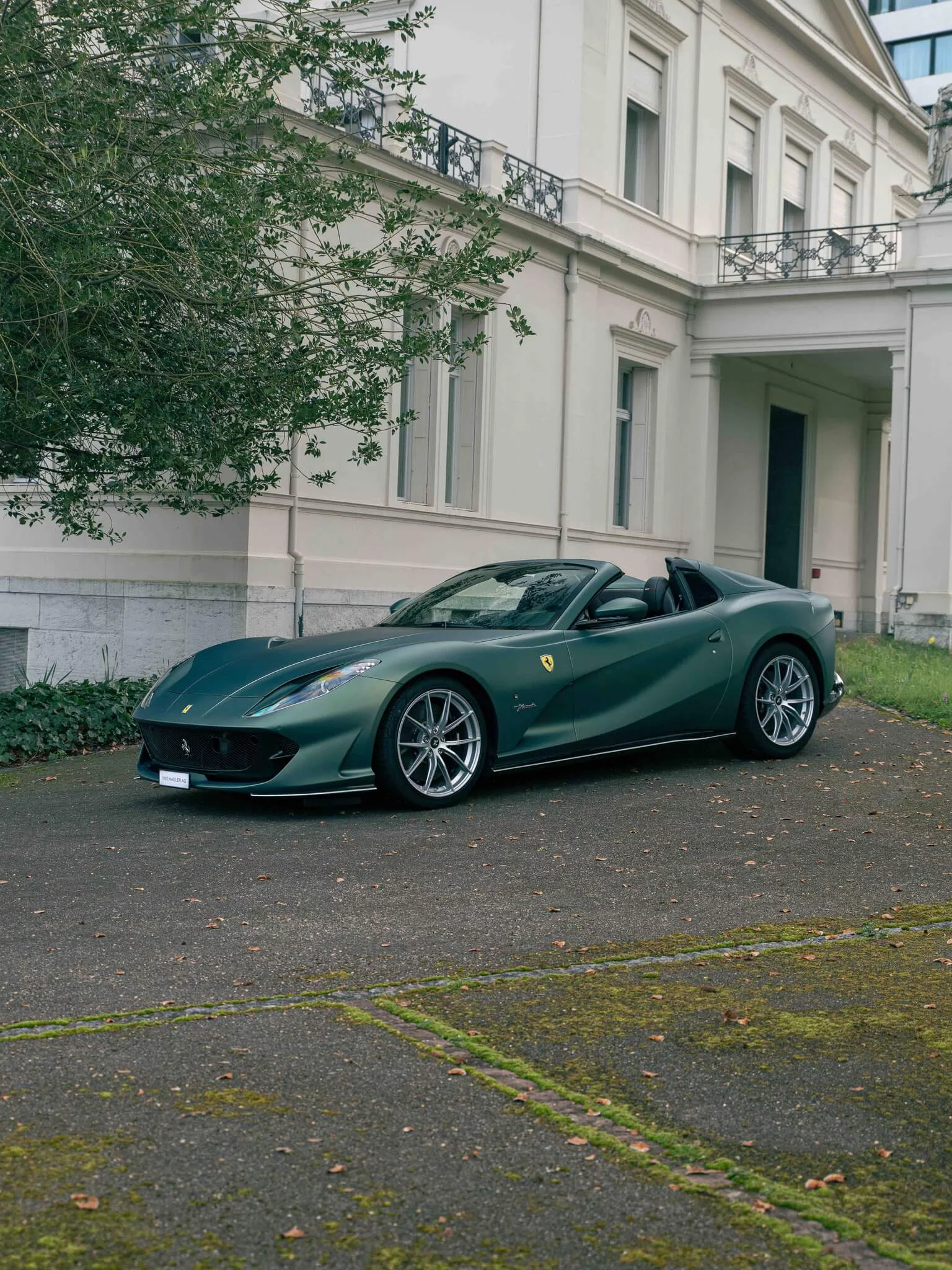 Verde Minerale Opaco Ferrari 812