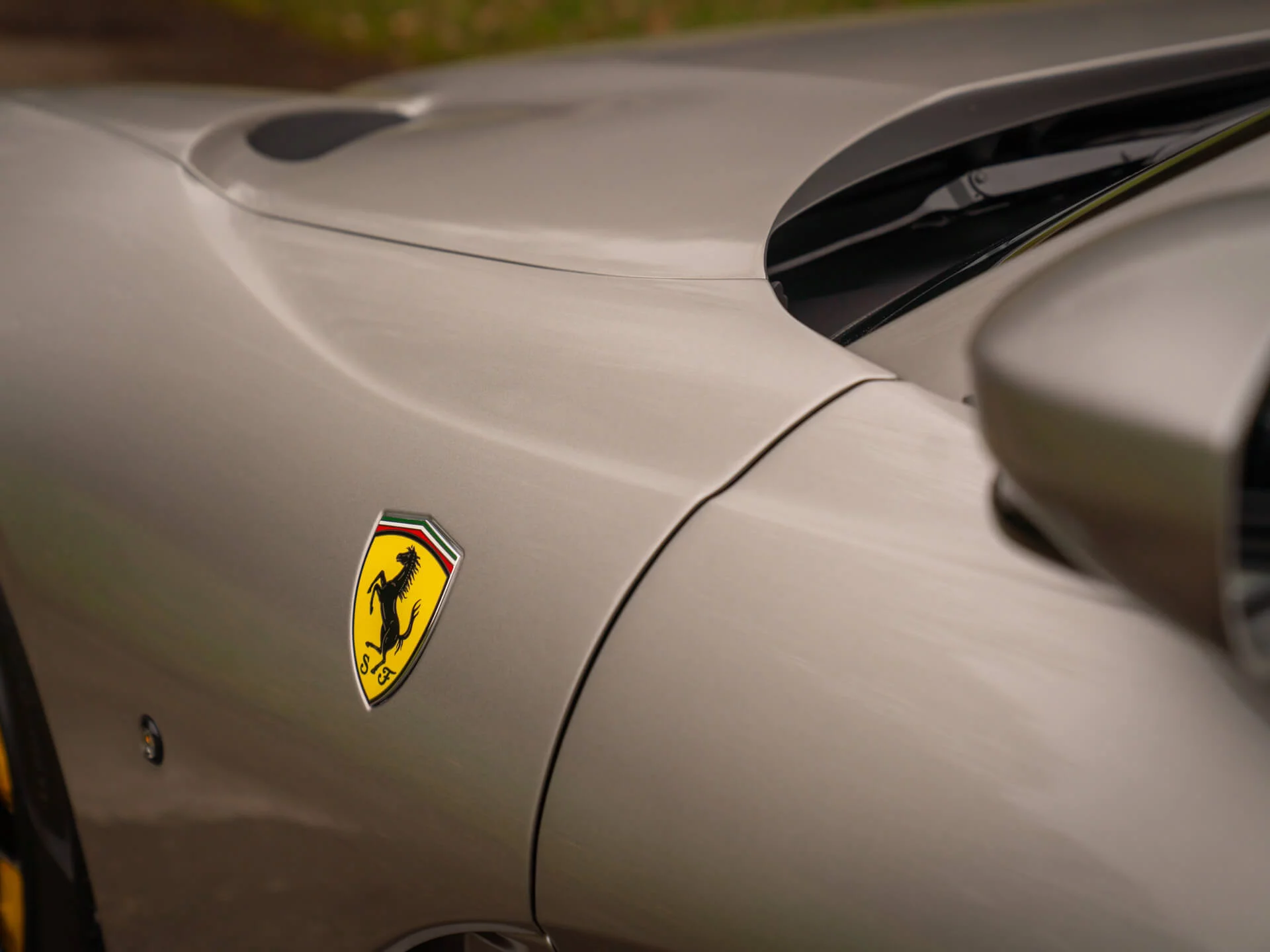 Alluminio Lucido Ferrari 812