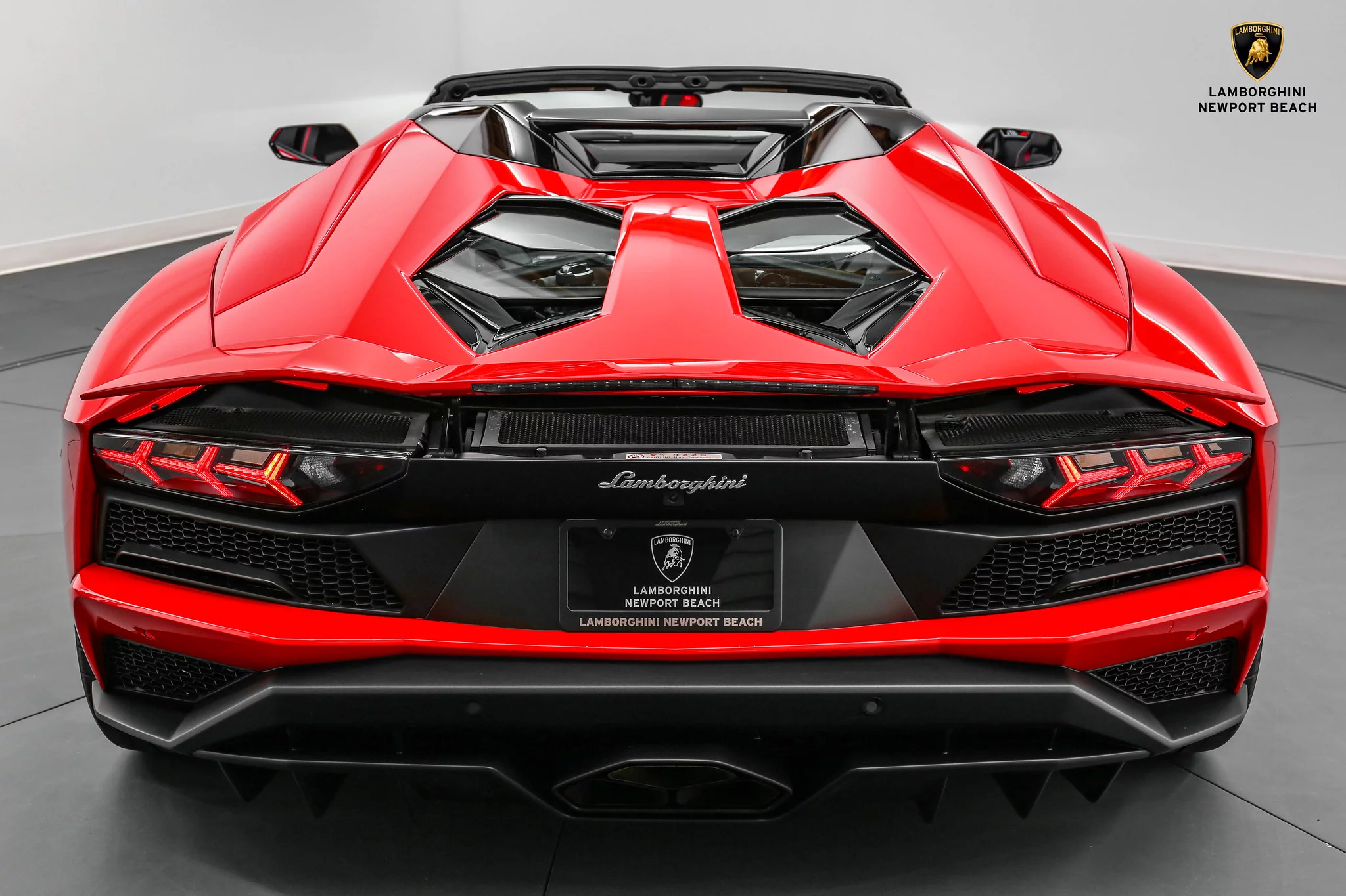 Rosso Mars Lamborghini Aventador