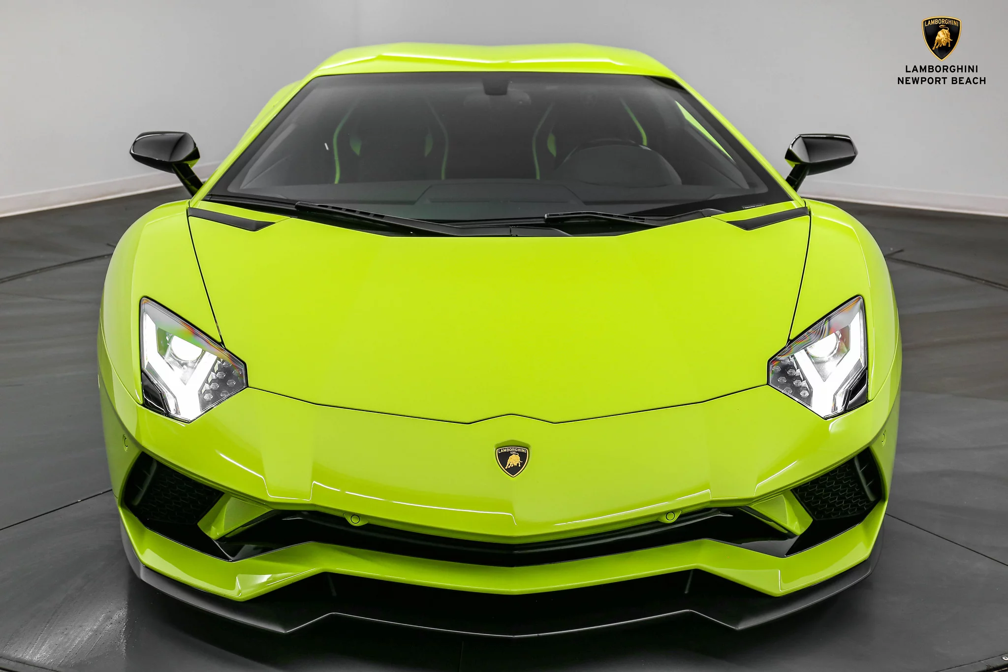 Verde Scandal Lamborghini Aventador