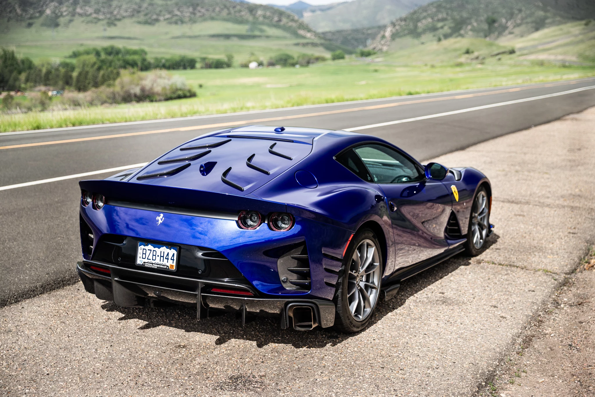 Blu Torrice Ferrari 812