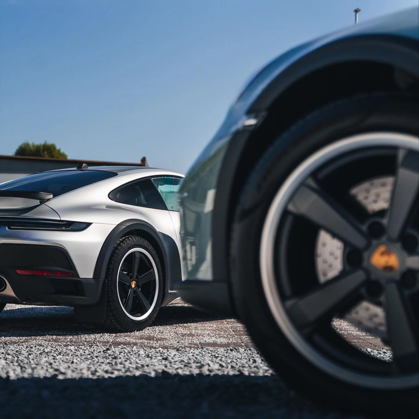 GT Silver Metallic vs Shade Green Metallic