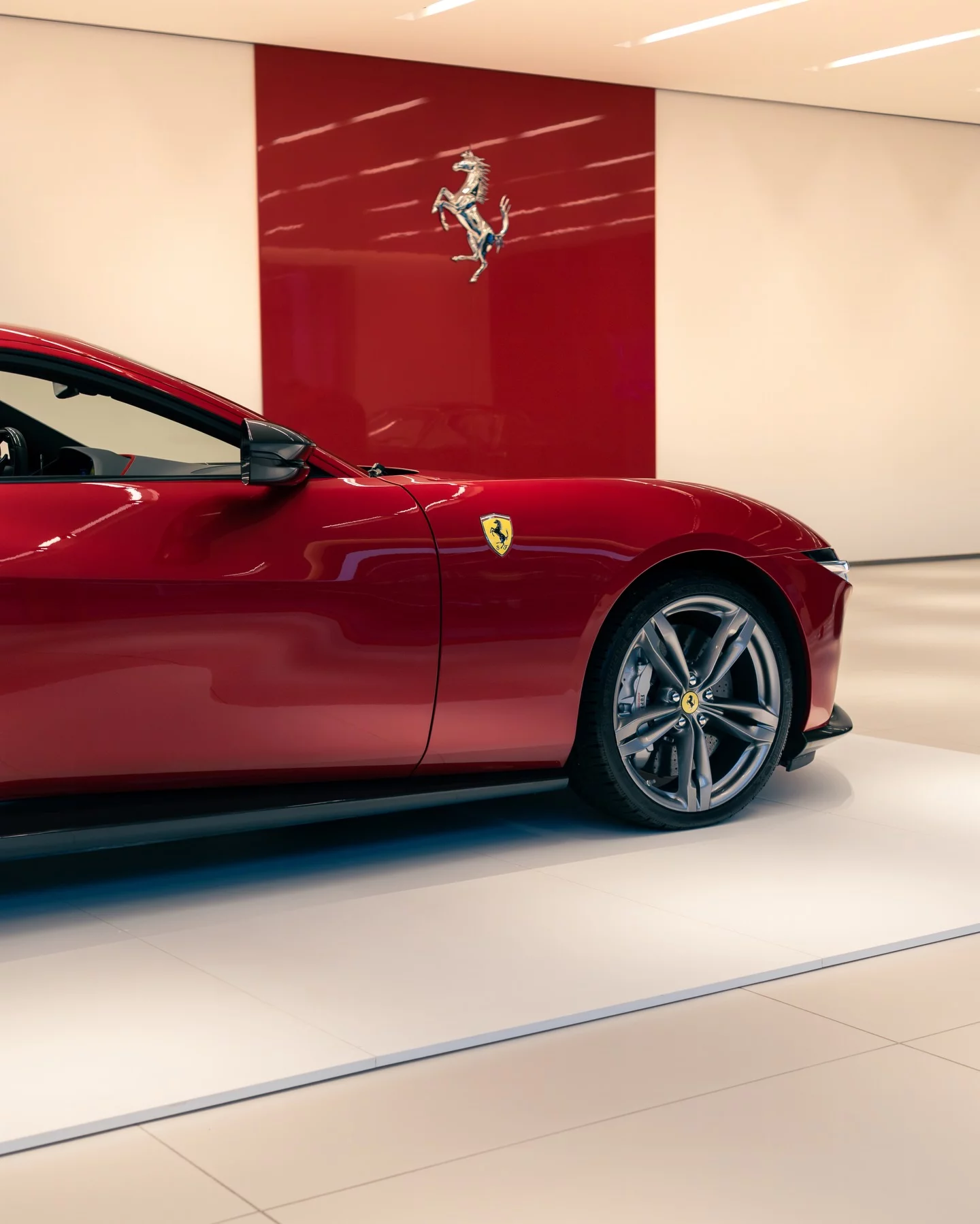 Rosso Portofino Ferrari Amalfi