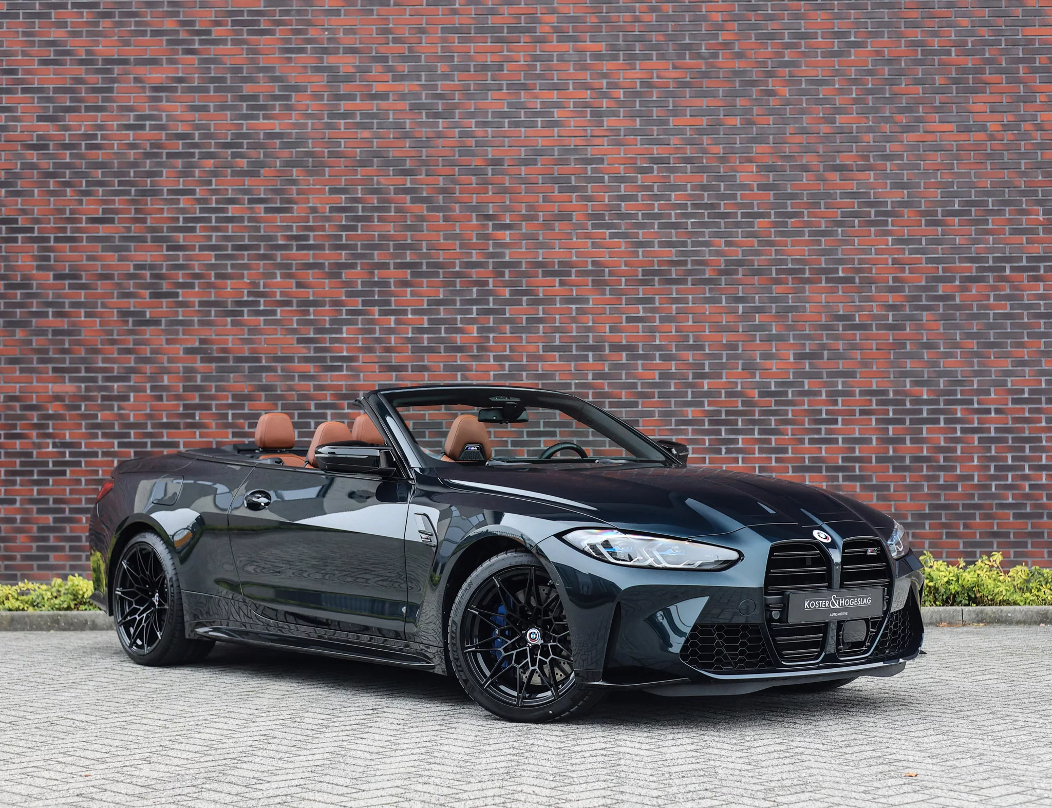 Malachite Green Dark BMW M4