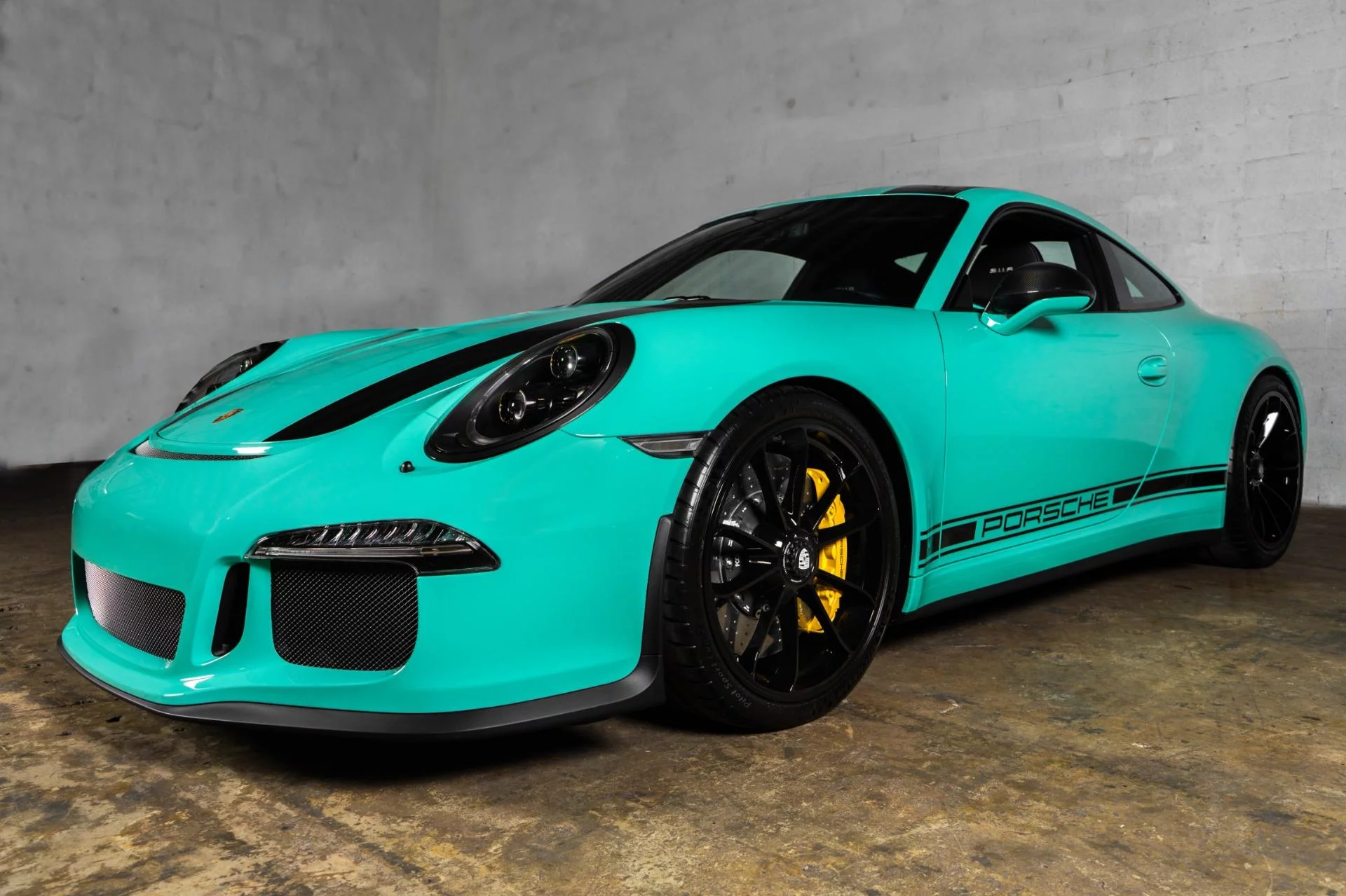 Mint Green Porsche 911 R